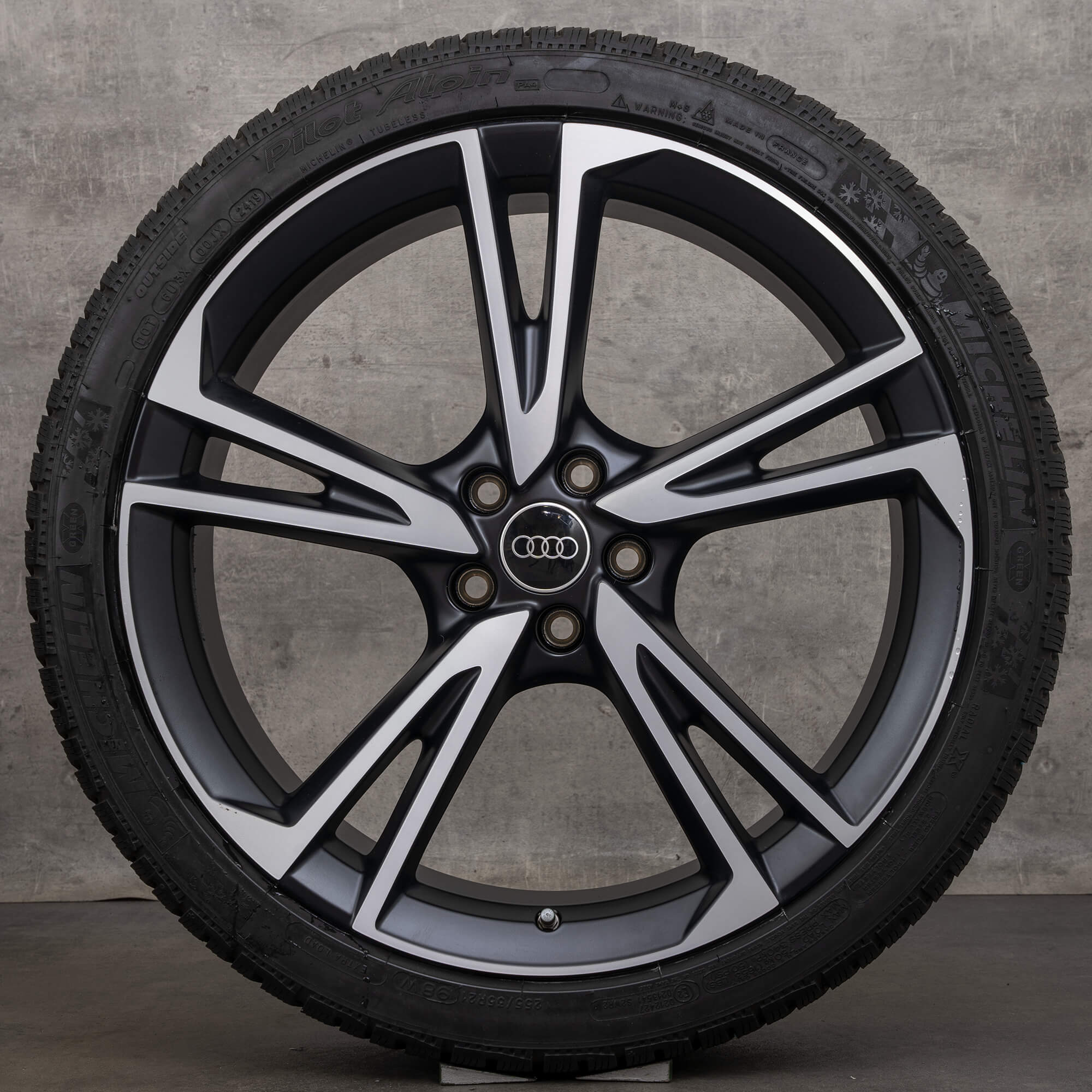 Audi A6 S6 4K C8 OEM winter wheels tires 21 inch rims Falx