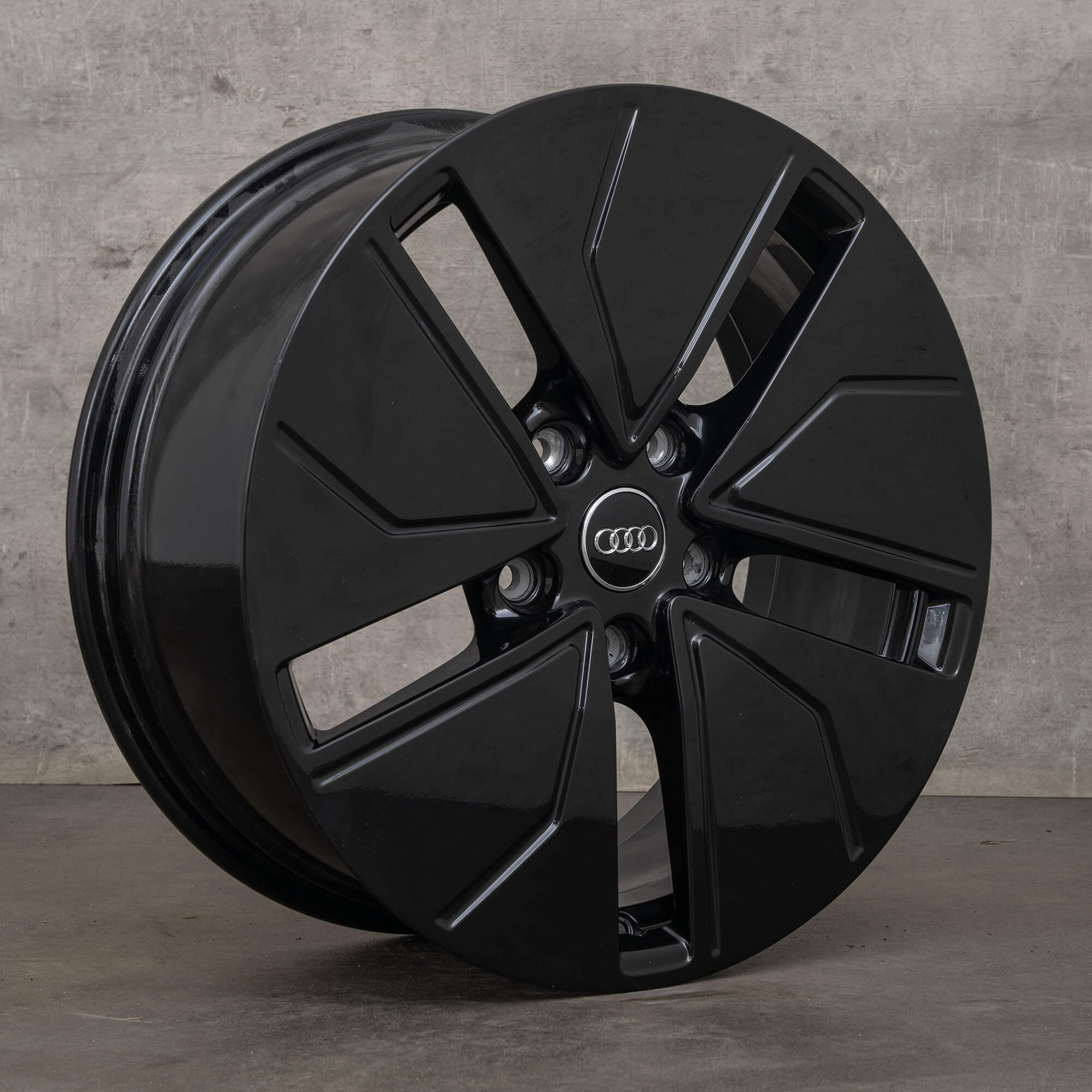 Audi e-tron GT FW 4J Gran Turismo quattro 19 inch rim aero design