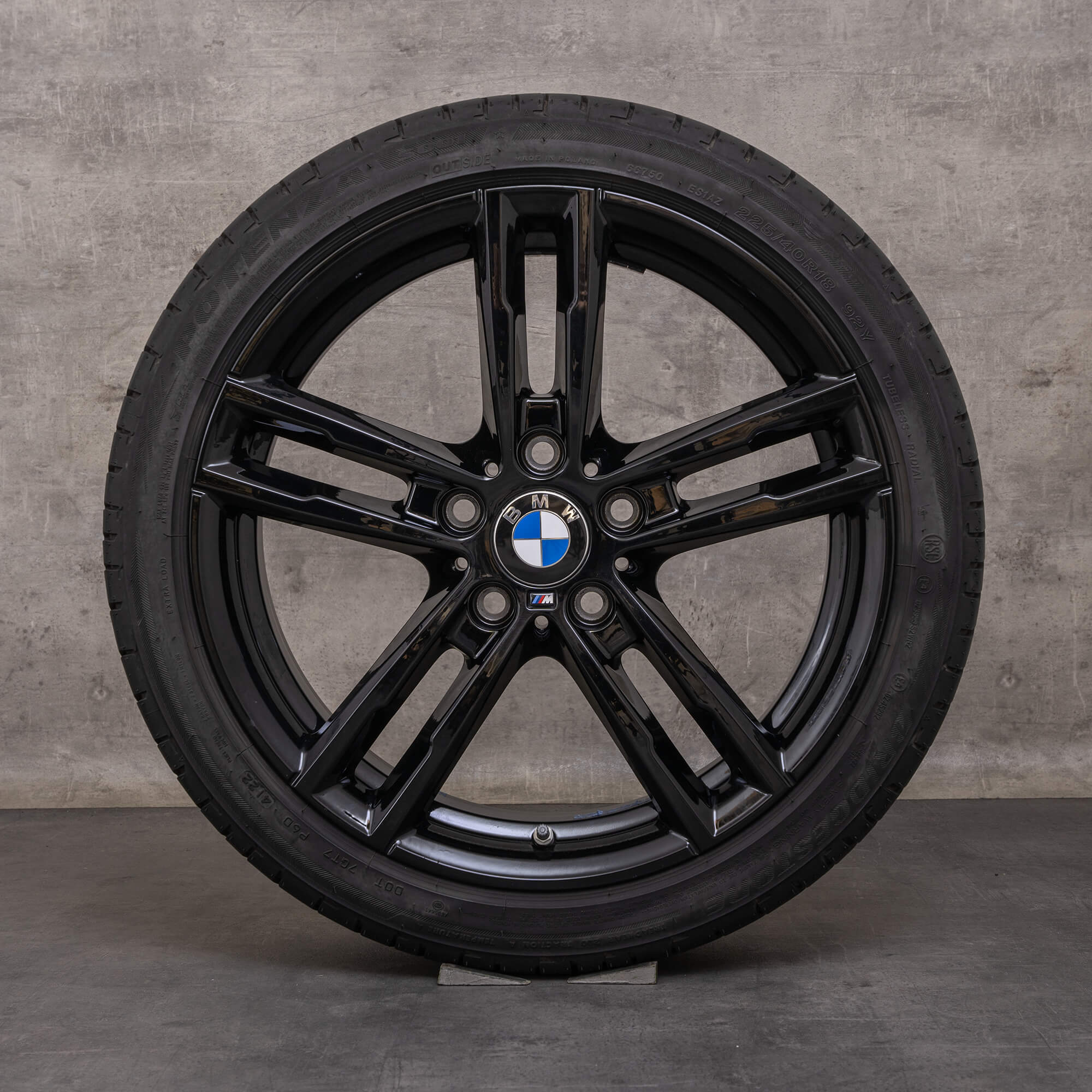 Original BMW 1er 2er Felgen 18 Zoll F20 F21 F22 F23 Sommerräder Styling 719 M 8074185 8074186 schwarz glanz