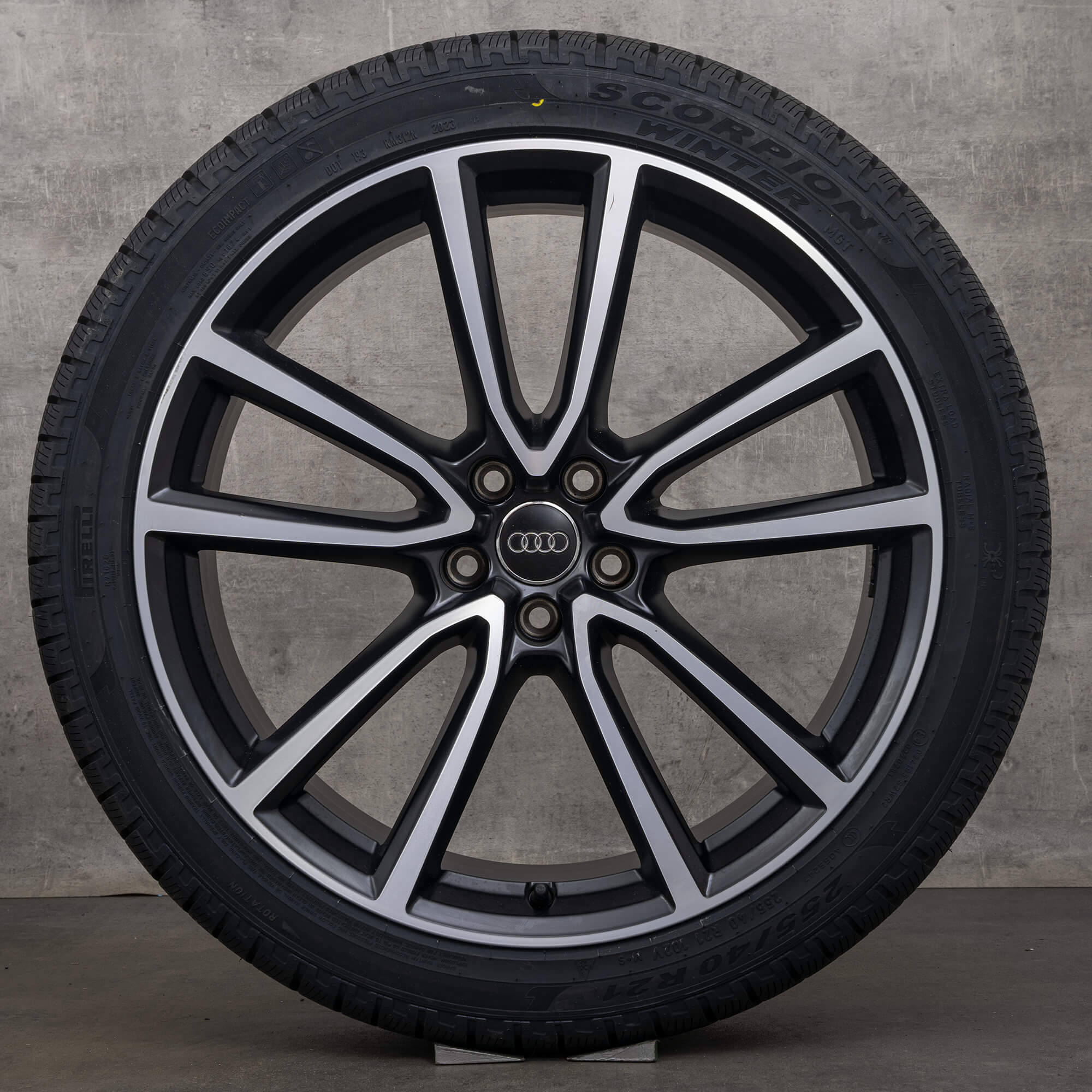 Audi Q5 SQ5 FY Winterräder 21 Zoll Felgen Avius Winterreifen 80A601025BG