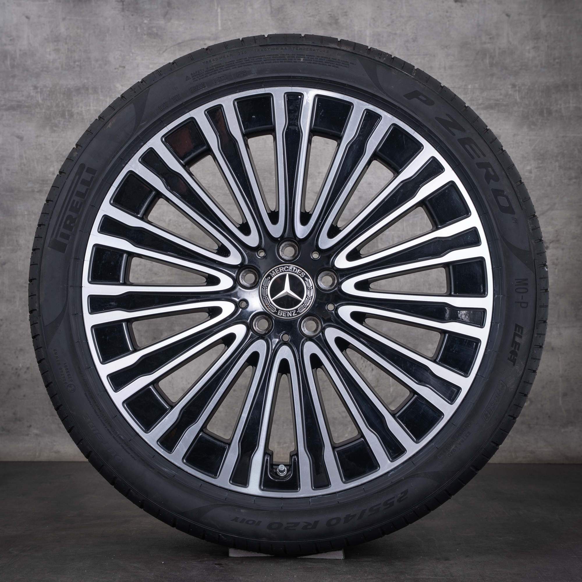 Originale Mercedes-Benz EQE-felger 20 tommer V295 sommerhjul A2954011900, svart, frontpolert
