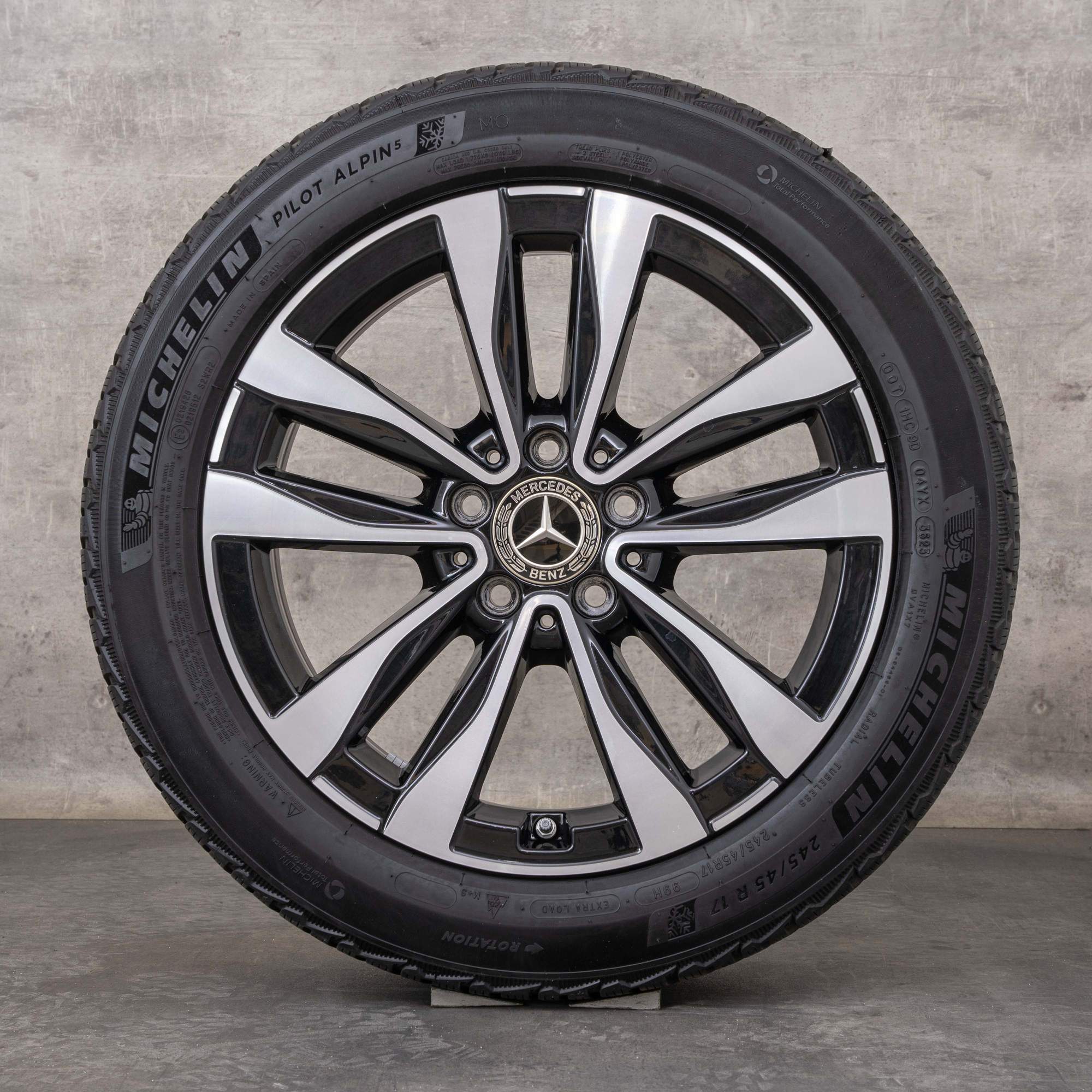 Alkuperäiset Mercedes Benz C-sarjan Hybridit-talvirenkaat 17 tuuman W206 S206 vanteet A2064016000 A2064016100 himalajanharmaa kiillotettu käännetty