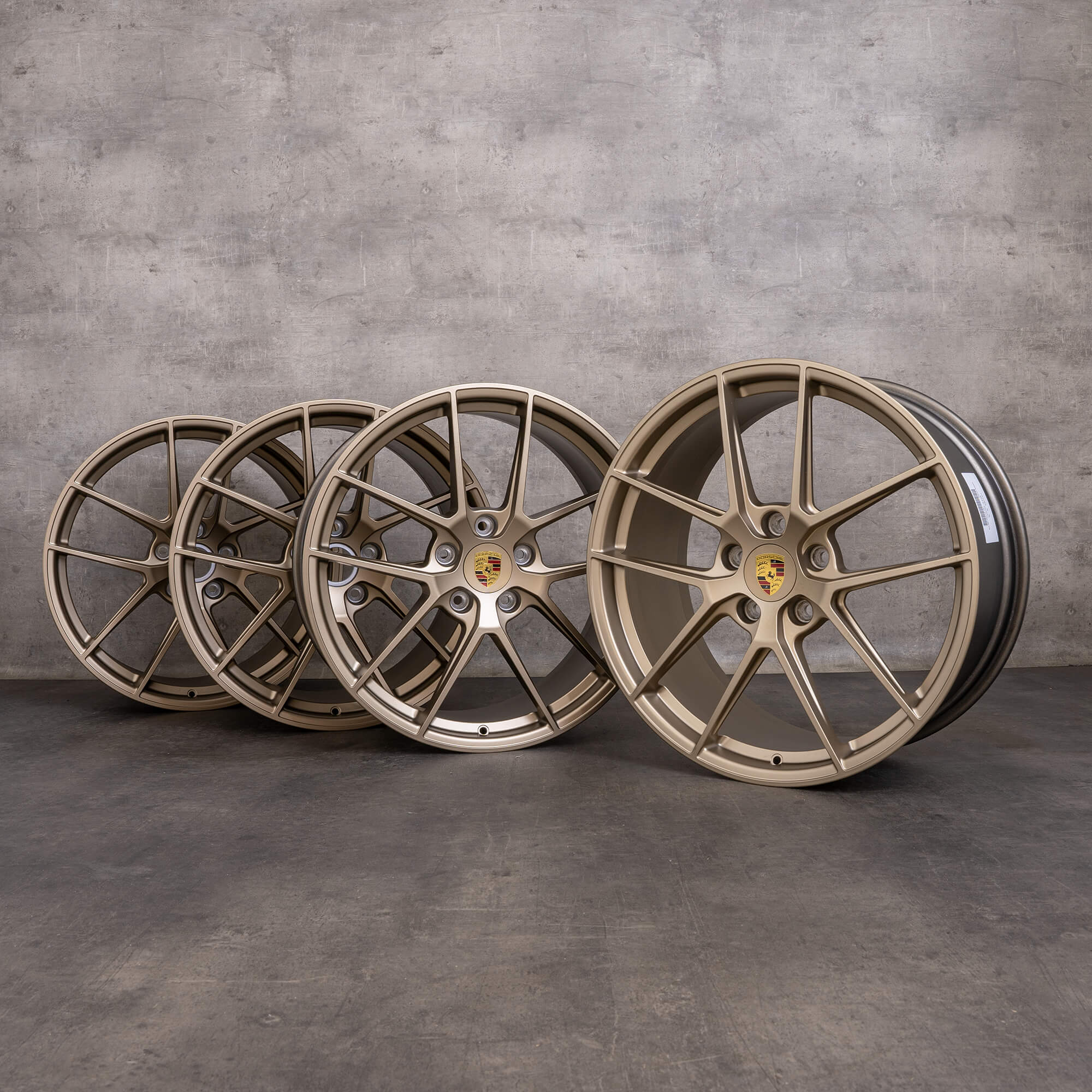 Original Porsche Taycan 9J1 II Felgen 21 Zoll GT 9J1601025CK 9J1601025CL neodyme NEU