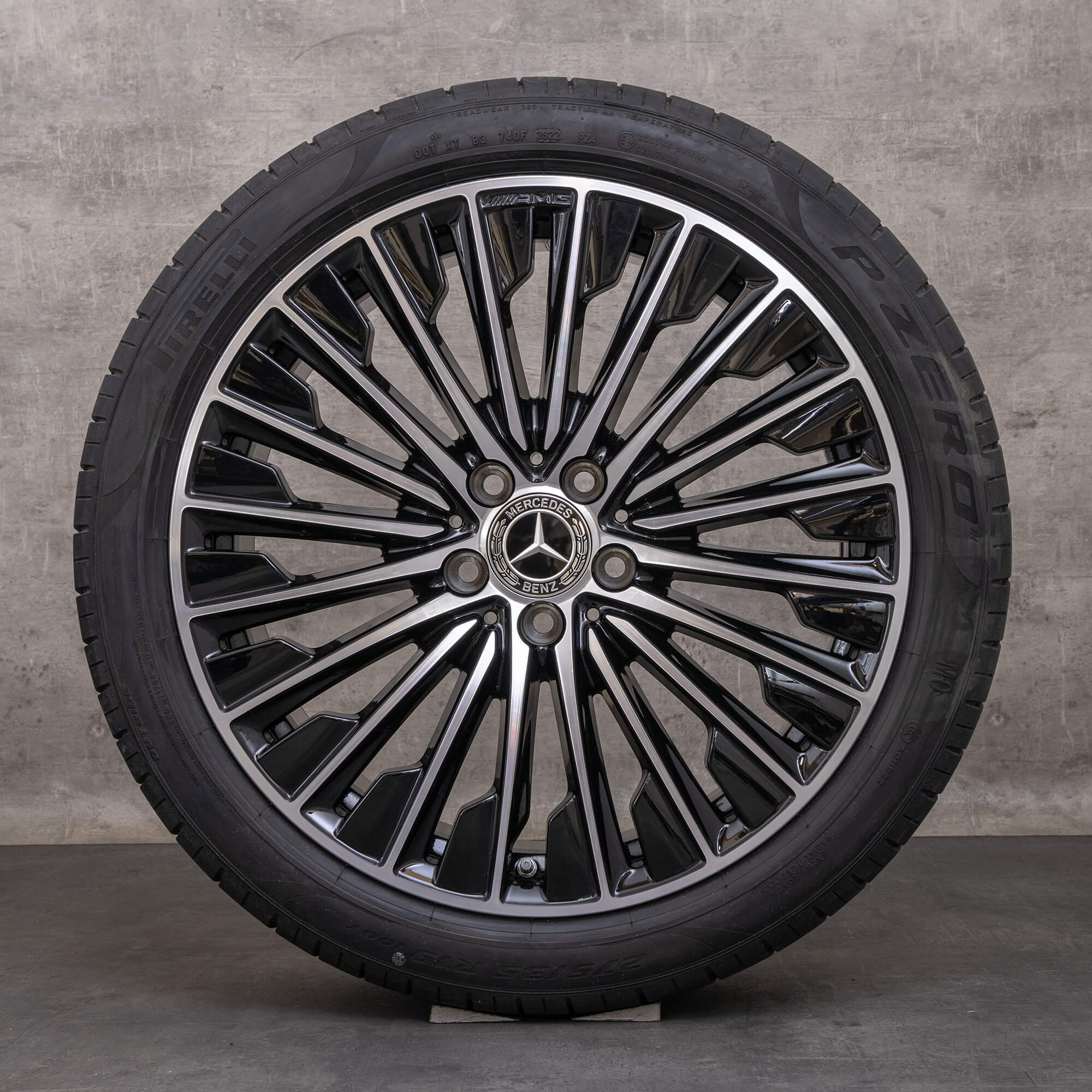Alkuperäiset Mercedes Benz CLE AMG vanteet 19 tuuman C236 A236 kesäpyörät A2364011900 A2364012000 musta kiillotettu