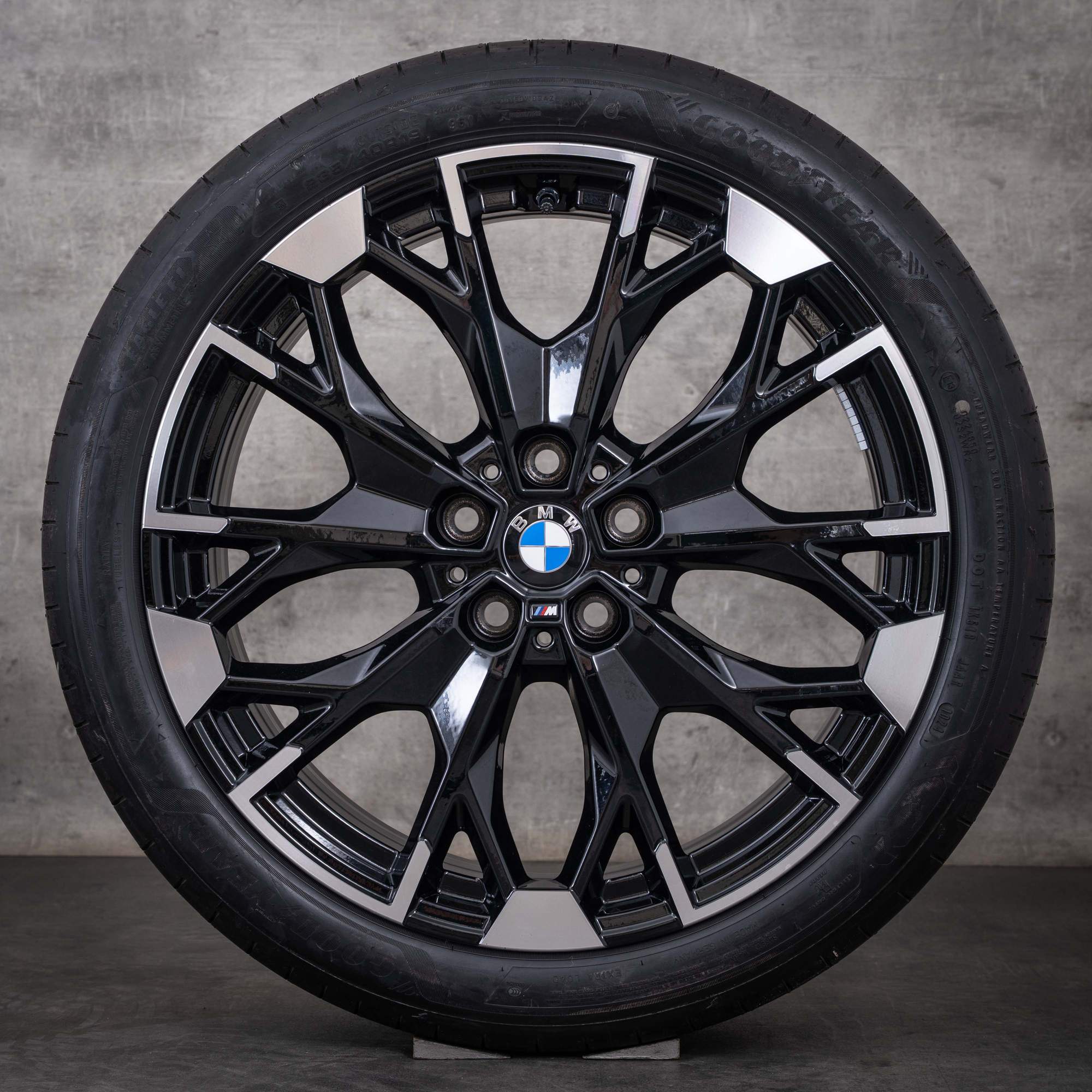Jantes originais BMW Série 1 e 2 de 19 polegadas F70 F74 M135 M235 xDrive, pneus verão, estilo 977 5A45268, pretas com acabamento diamantado