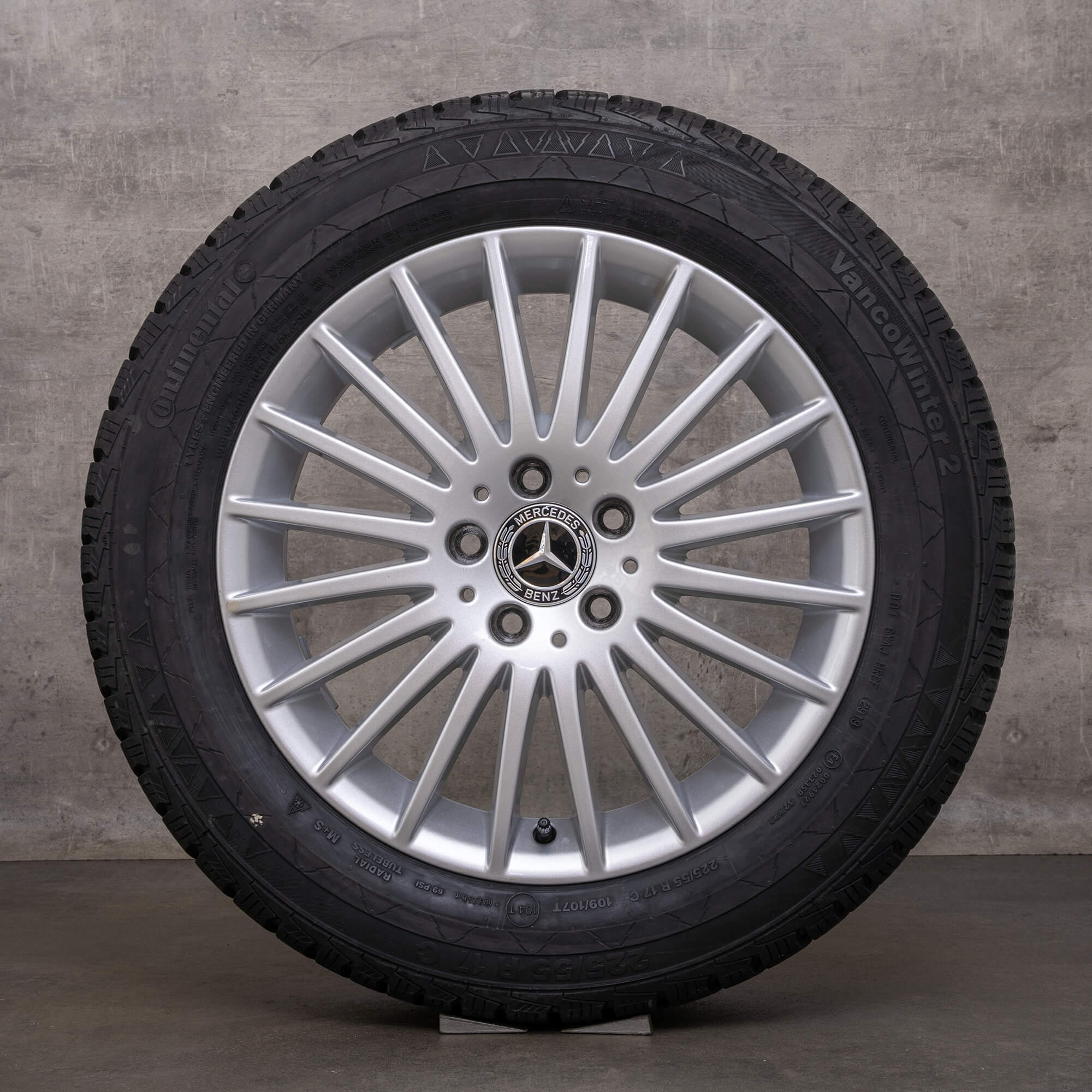 Original Mercedes Benz Classe V pneus d'hiver 17 pouces Vito Viano W447 jantes A4474014900 argent