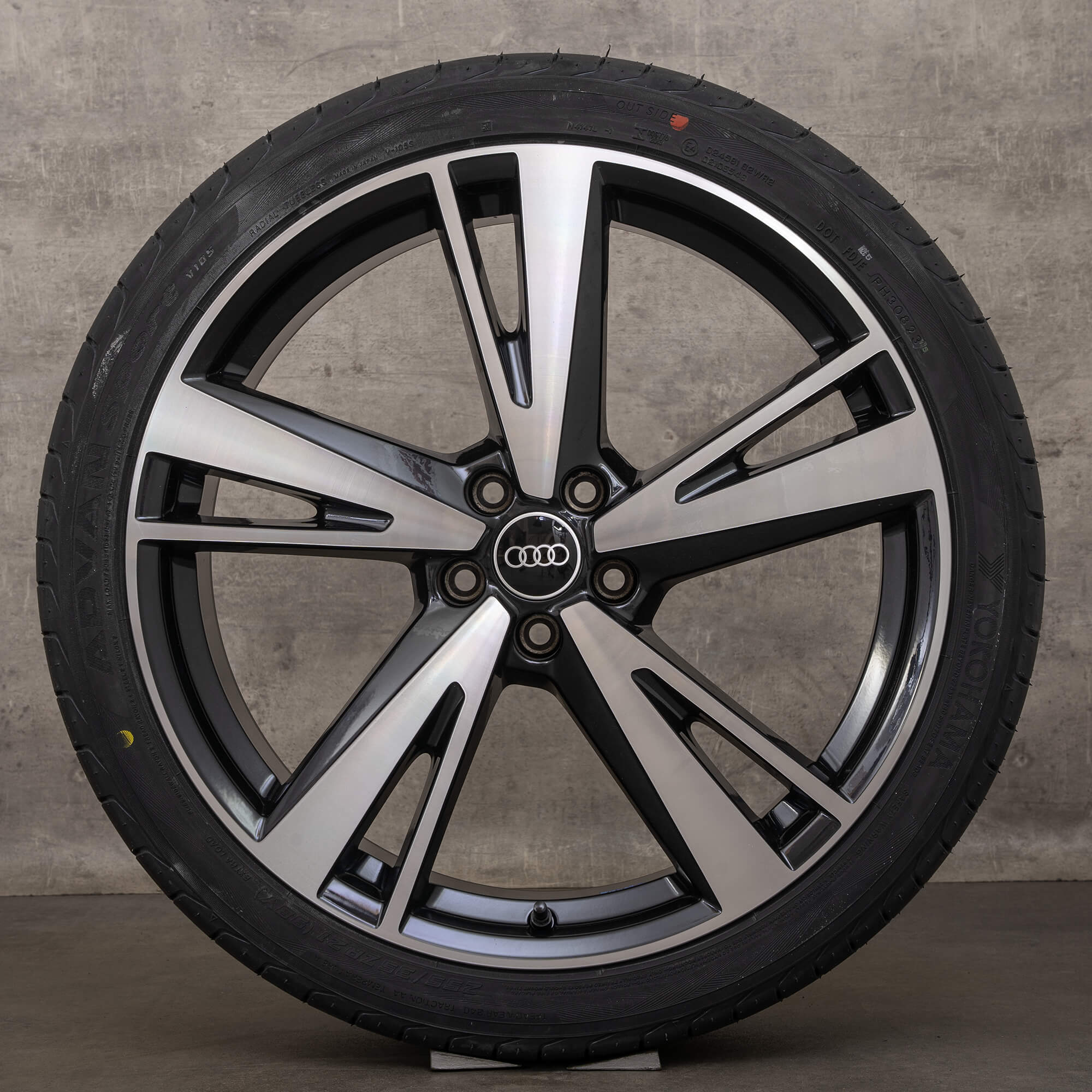 Alkuperäiset Audi A6 S6 4K C8 21 tuuman kesärenkaat vanteet 4K0601025AG Blade musta