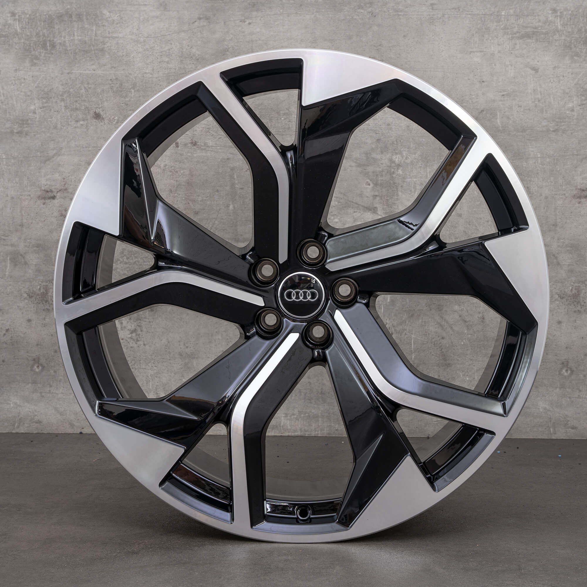 Audi 23 pulgadas llantas RSQ8 4M8 de aluminio 4M8601025AP 10.5 x ET18 NUEVO
