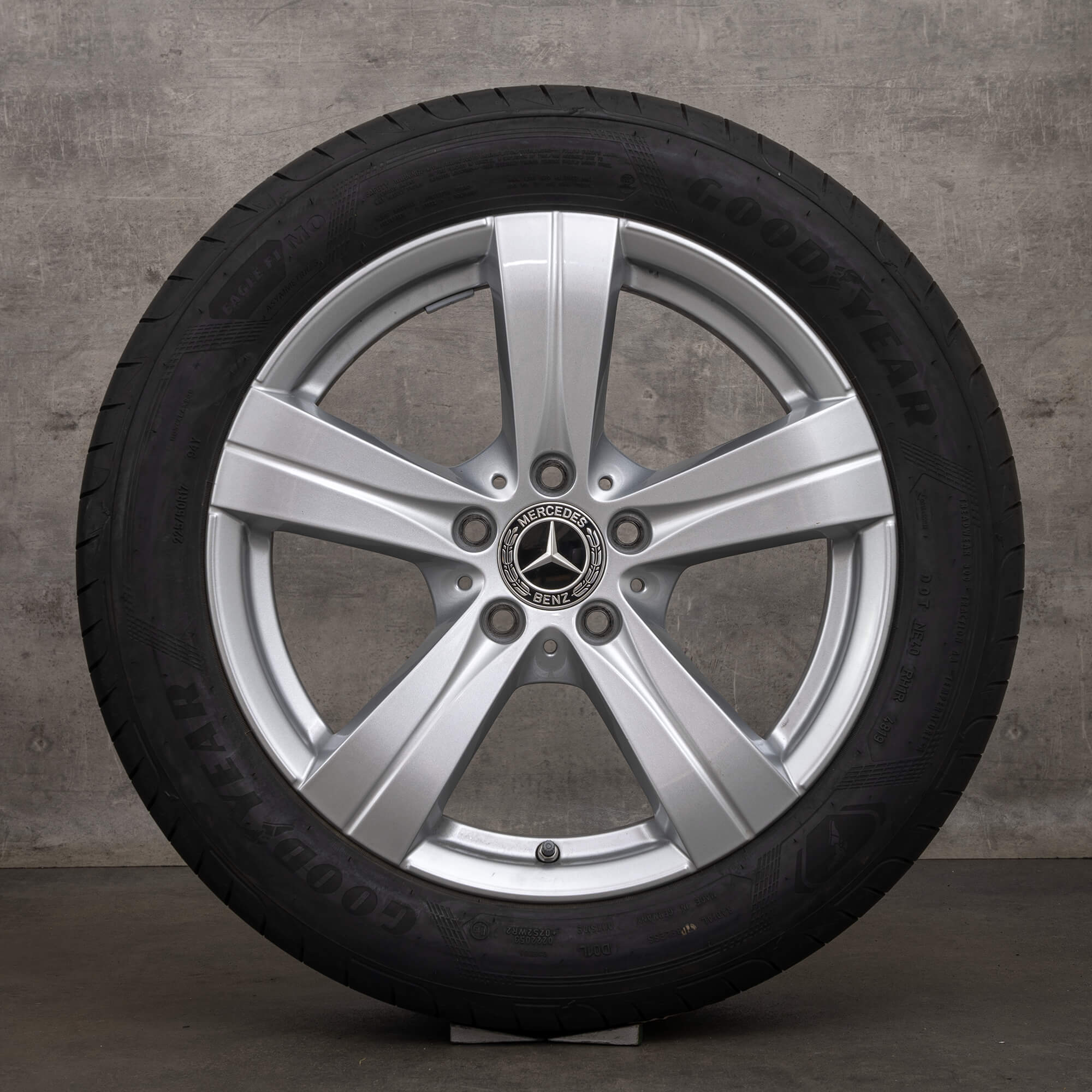 OEM Mercedes Benz C-Class rims 17 inch W206 S206 summer wheels A2064017200 silver