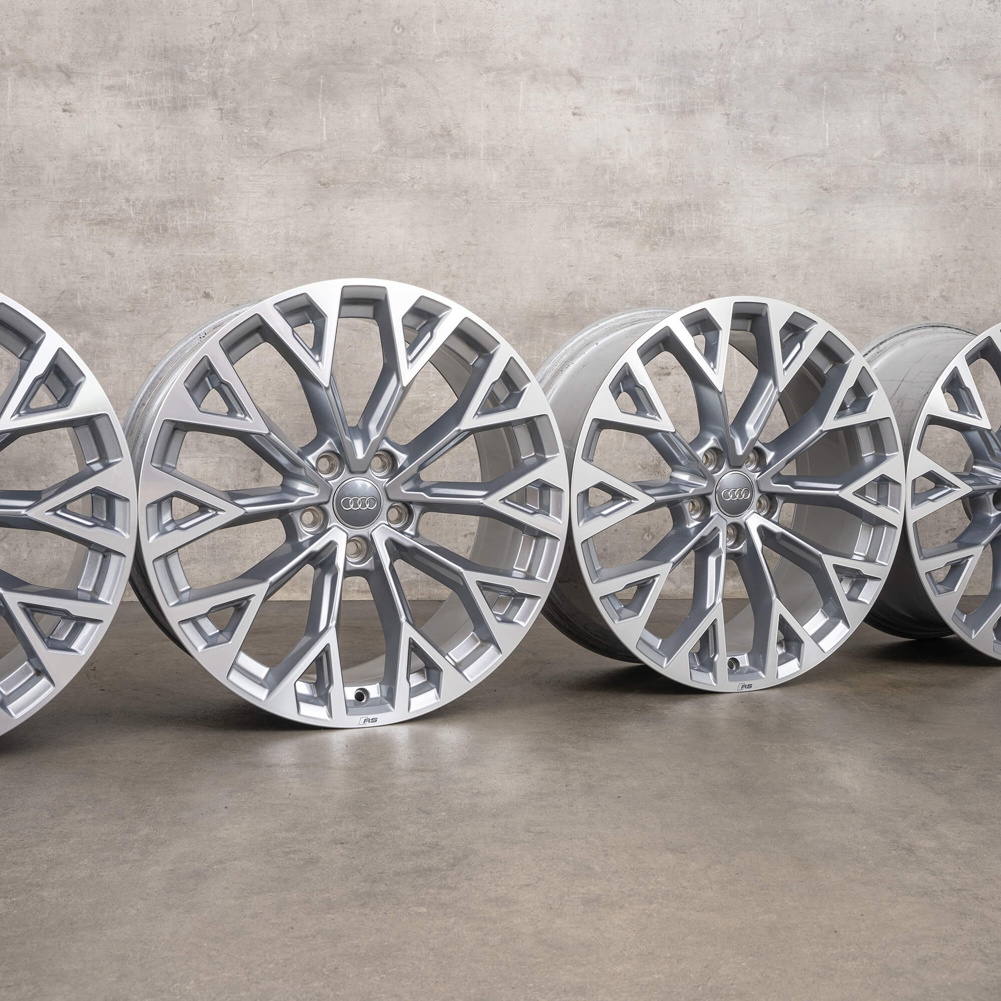 Audi RS3 8Y 19 inch rims 8Y0601025BM 8Y0601025BN aluminum