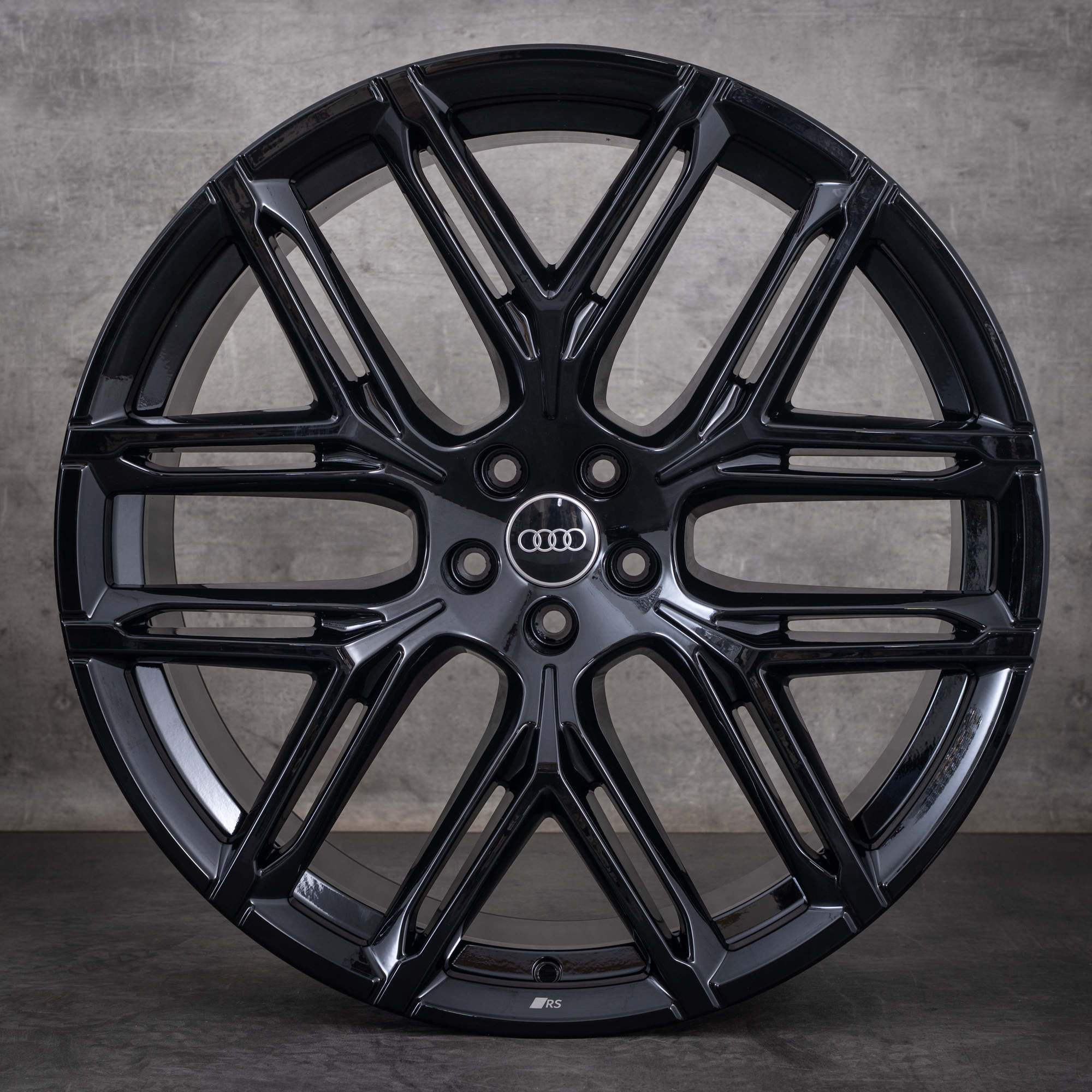 OEM Audi RS Q8 23inch 4M8 4M8601025BJ rims gloss black