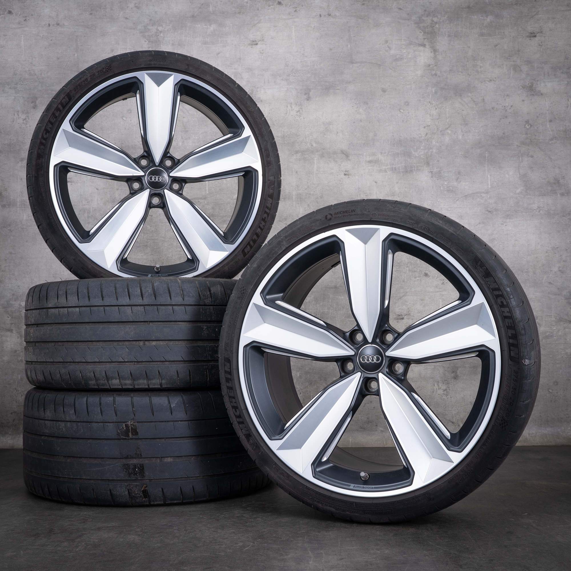 OEM Audi RS4 RS5 20-inch B9 8W F5 summer wheels Peak 8W0601025CS matte black polished