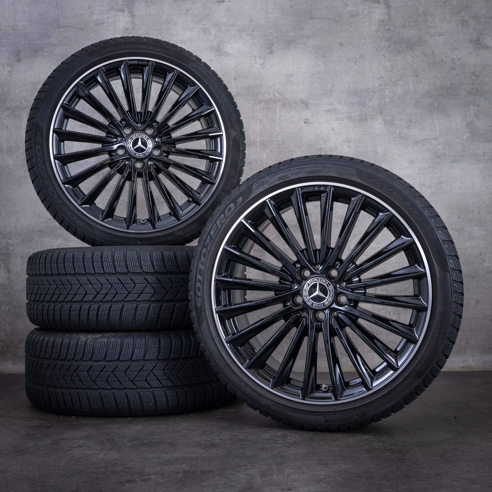 Original Mercedes-Benz A- och B-klass CLA AMG 19-tums vinterhjul W177 W247 C118 X118 fälgar A1774014200 svarta med frontpolerad kant