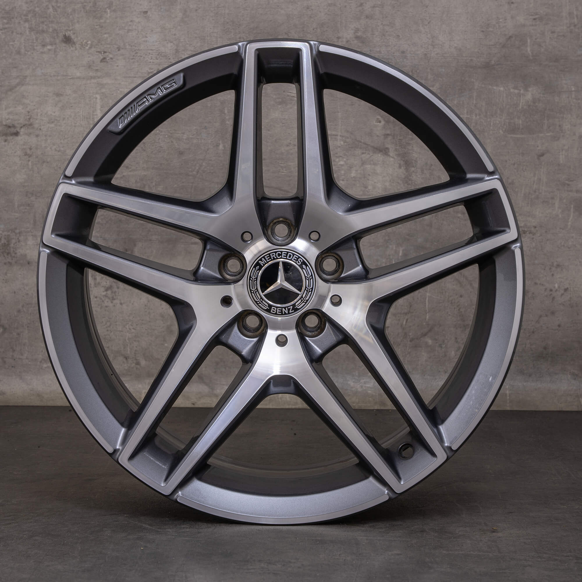 Alkuperäiset Mercedes Benz S-sarjan AMG talvirenkaat 19 tuuman W222 A217 C217 vanteet A2224010000 himalajanharmaa Kiillotettu