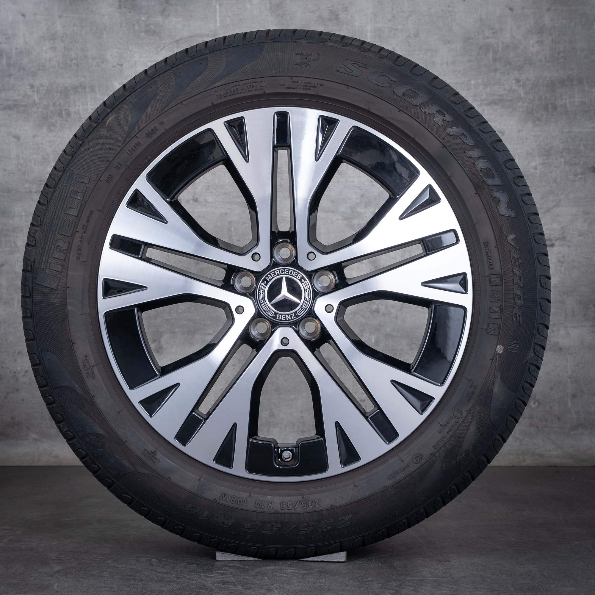 Oryginał Mercedes Benz GLA GLB felgi 18 cali X247 H247 koła letnie A2474015000 czarne Polerowane
