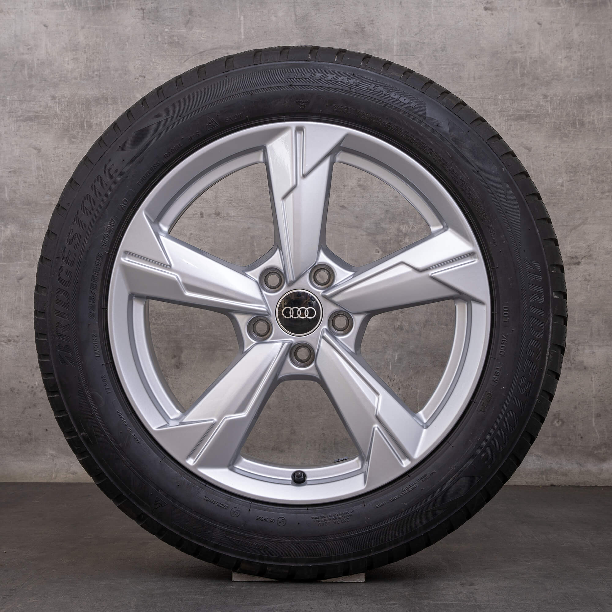 Original Audi A6 jante vară 18 inch 4K C8 4K0601025CE argintiu lucios