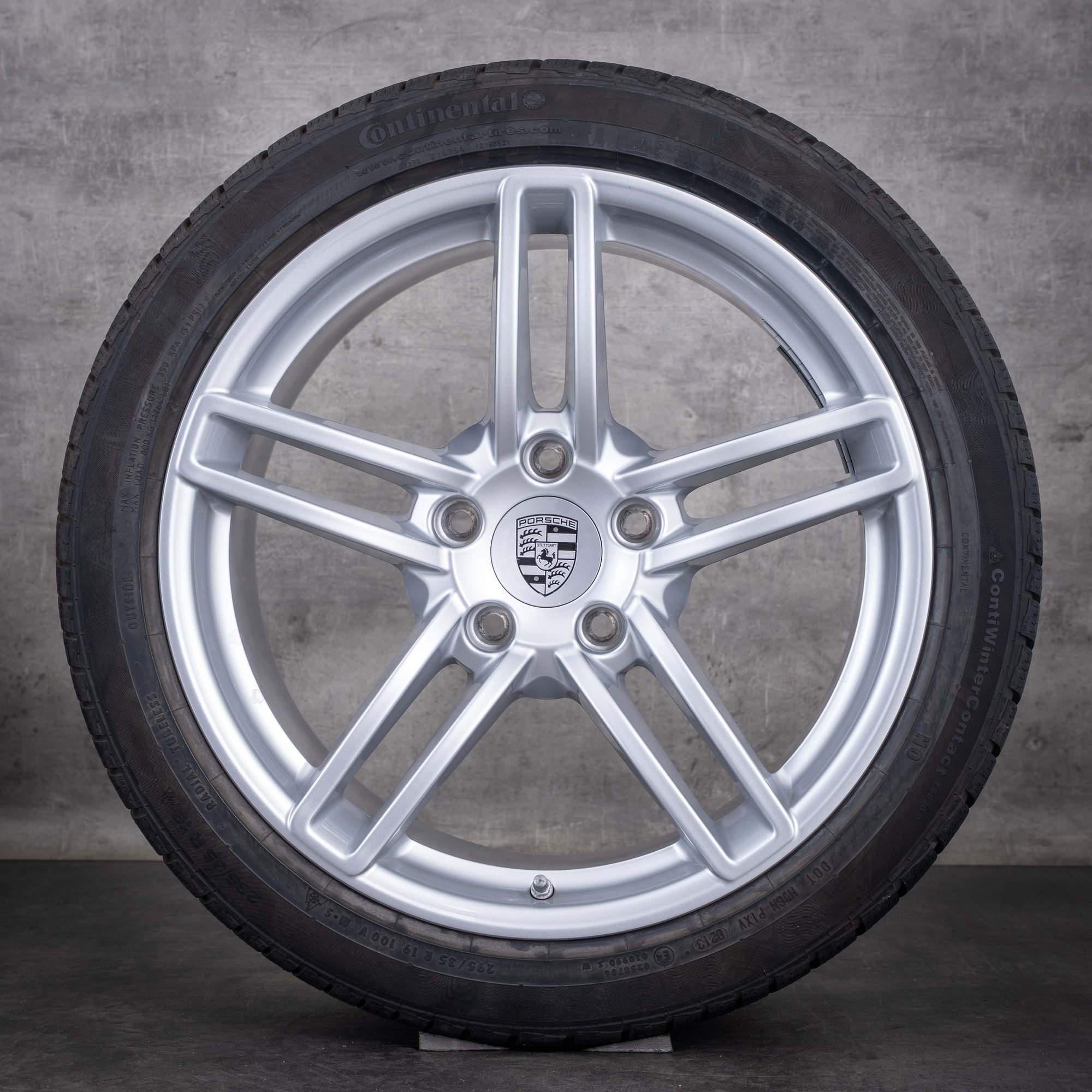 Alkuperäiset Porsche 911 -talvirenkaat 19 tuumaa 991 Carrera 4 & 4S -vanteet 99136214102 99136214603 hopea