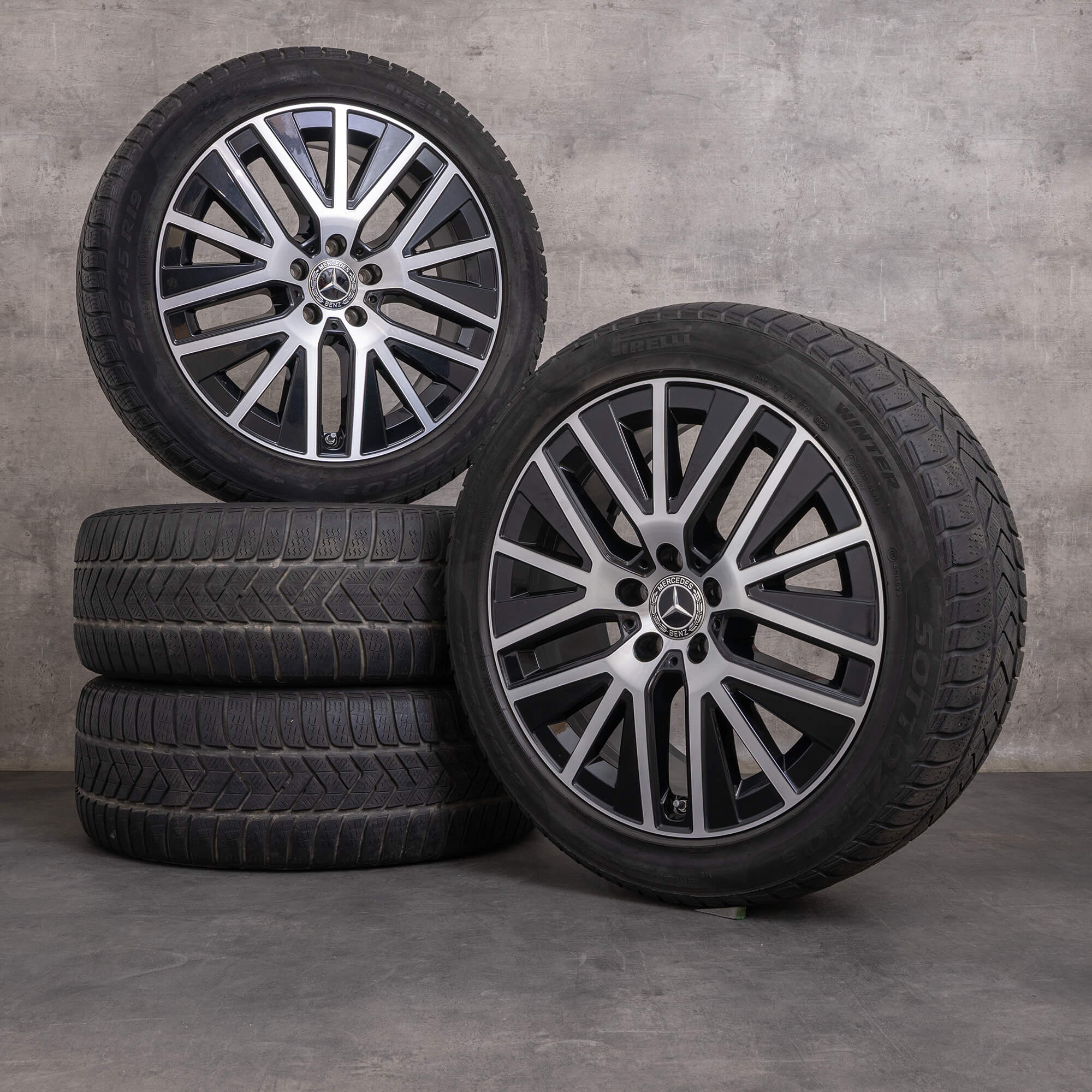 Originele Mercedes E-Klasse ALL-Terrain winterwielen 19 inch X213 velgen A2534014900 zwart glanzend gedraaid