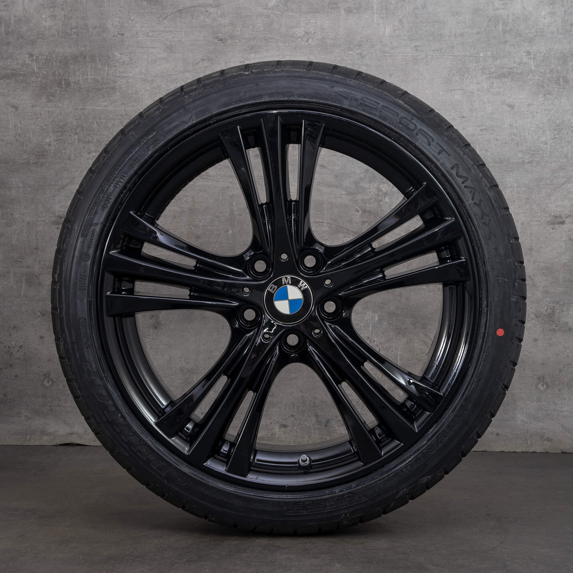 BMW seria 3 F30 F31 4 F32 F33 F36 jante vara 19 inch anvelope 407