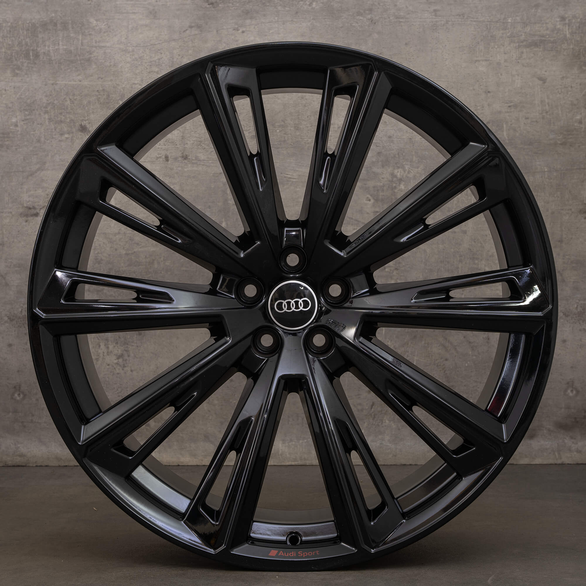 Original Audi Q8 SQ8 4M 23 Zoll Felgen 4M8601025R Trapezoid schwarz