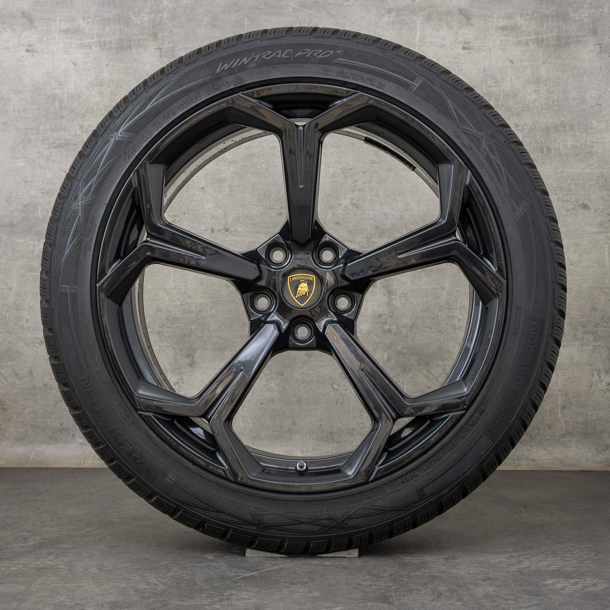 Oryginał Lamborghini Urus koła zimowe 22 cale felgi 4ML601025P 4ML0601025Q czarny błyszczący