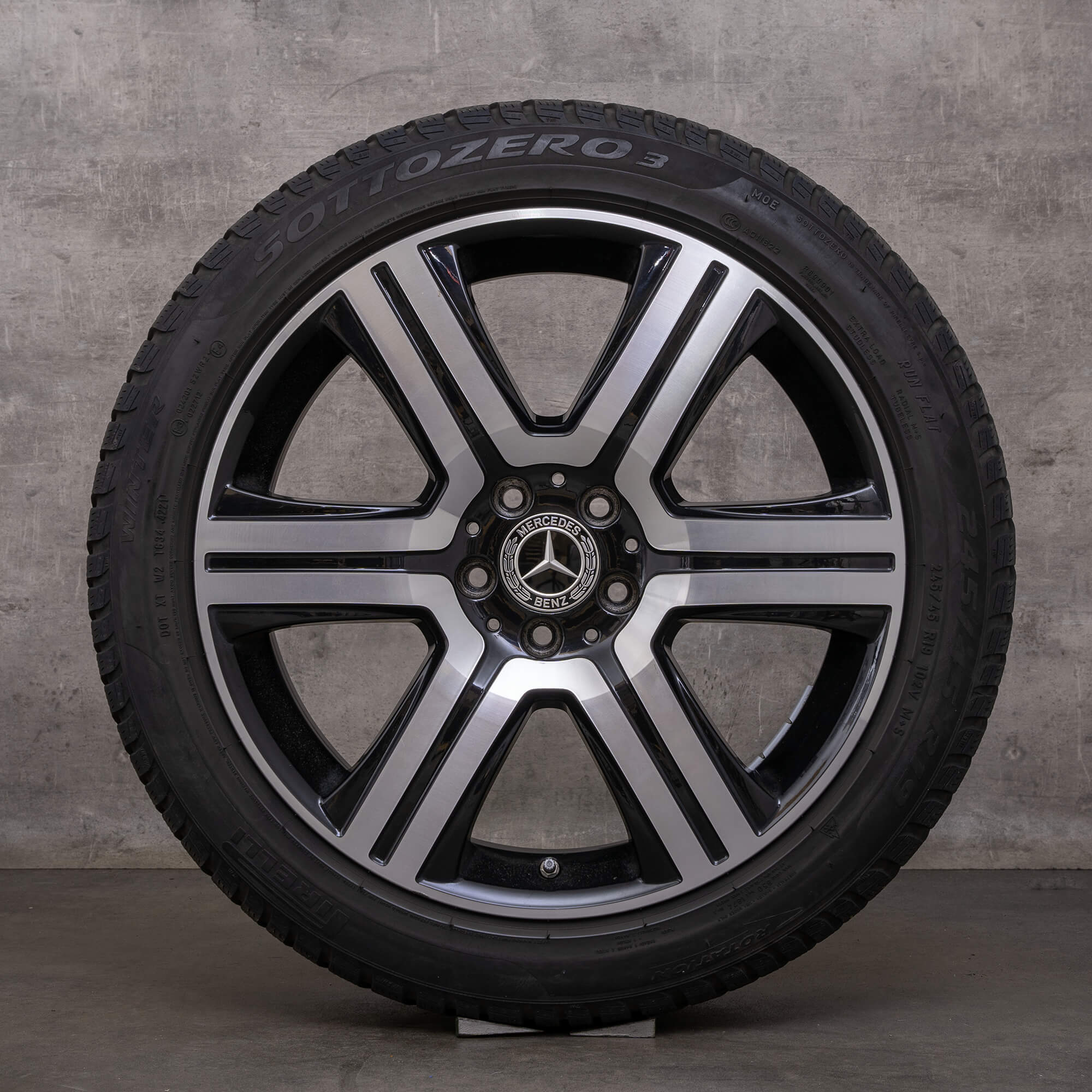 Originální zimni alu kola Mercedes Benz třídy E 19" X213 All Terrain disky A2534011600 černé leštěné