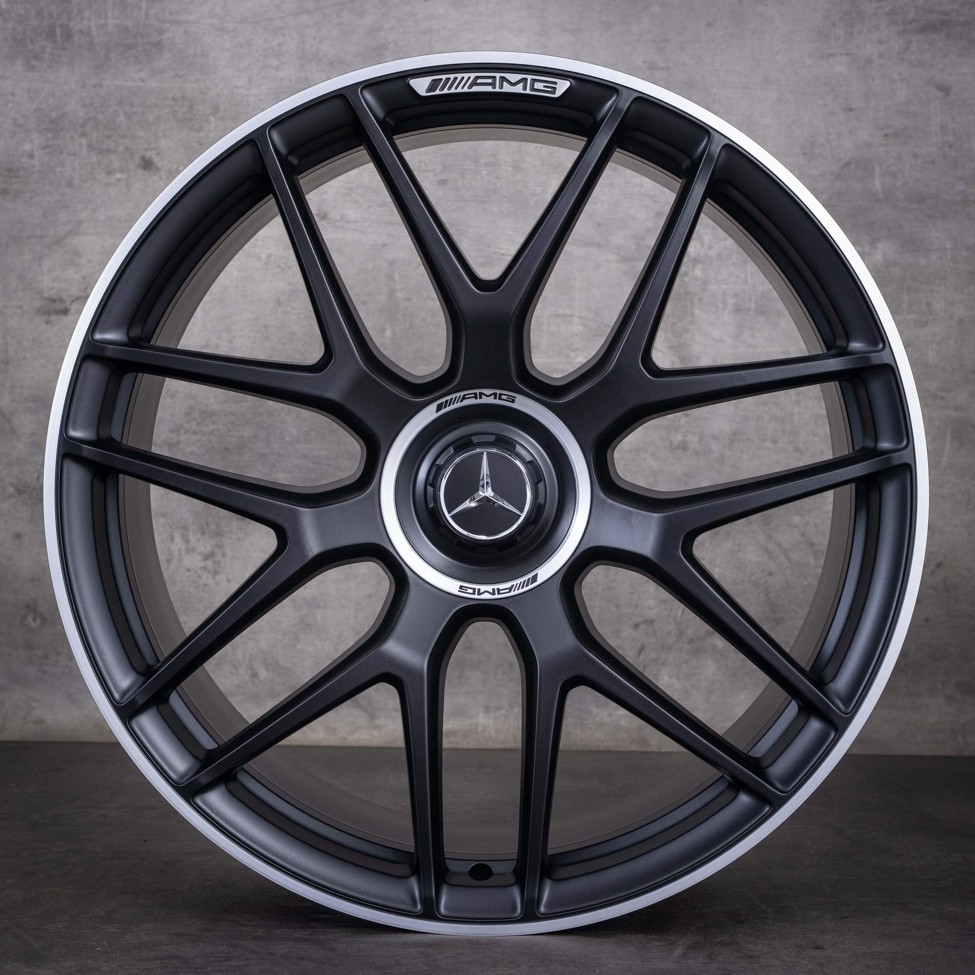 Original AMG GLE Felgen 22 Zoll W167 A1674015601 A1674015701 Kreuzspeichen-Design schwarz seidenmatt glanzgedreht NEU