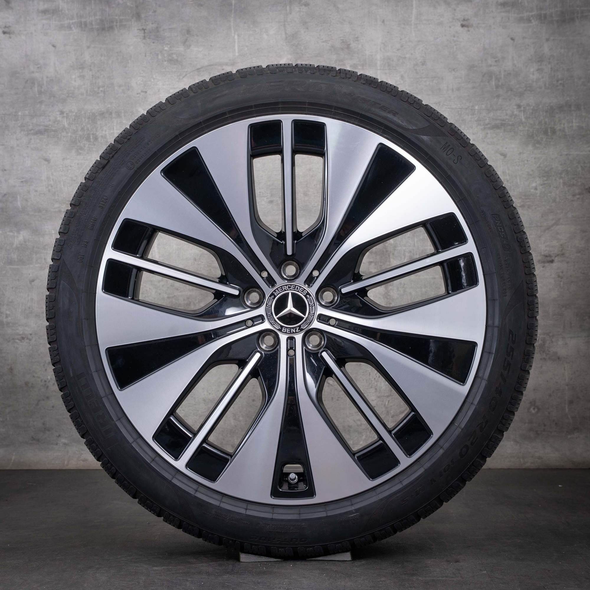 Originale Mercedes-Benz EQE vinterhjul 20 tommer V295 felger A2954011700, svart, frontpolert