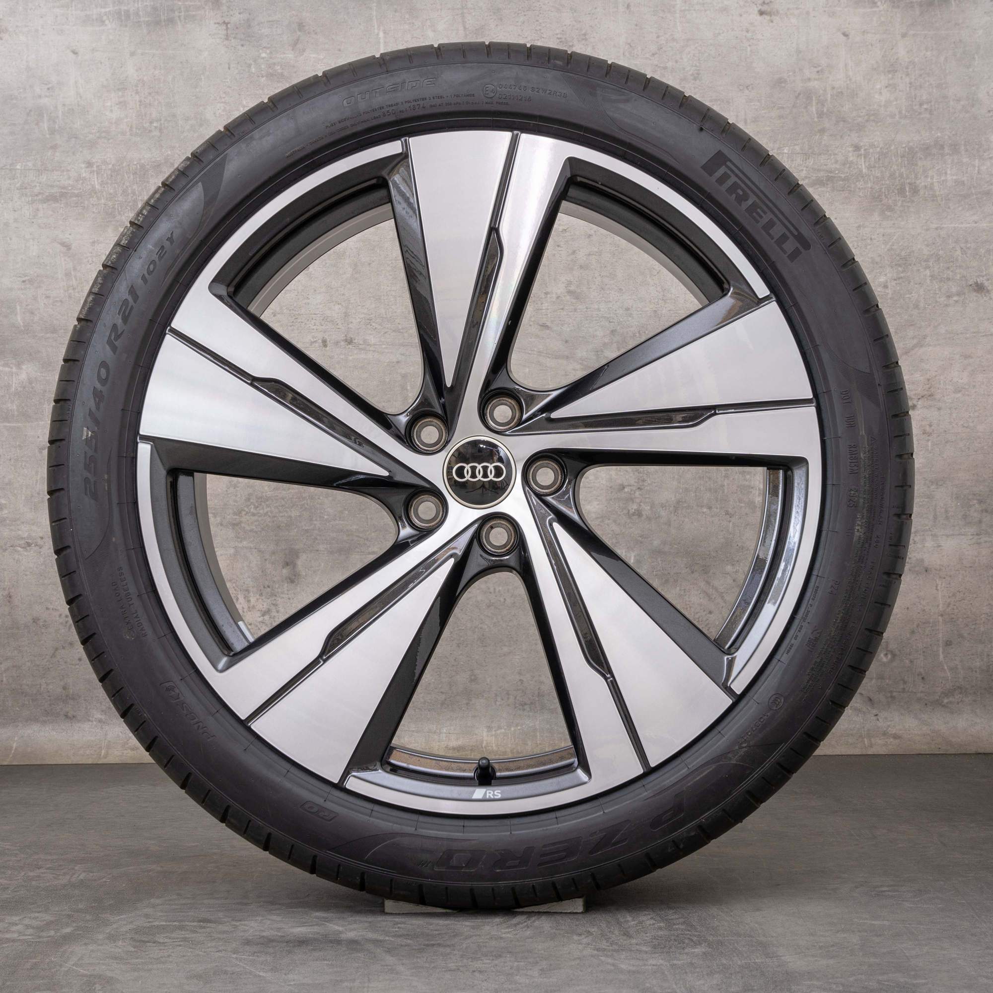Oryginalne koła zimowe Audi Q5 SQ5 21 cali FY GU felgi 8MA601025N granit polerowany