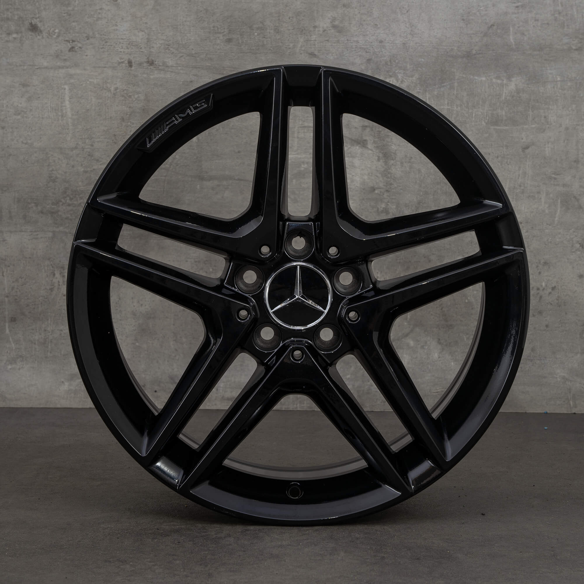 Jantes AMG 18 pouces Mercedes Benz Classe A W176 A45 AMG CLA45 & 250 Sport C117