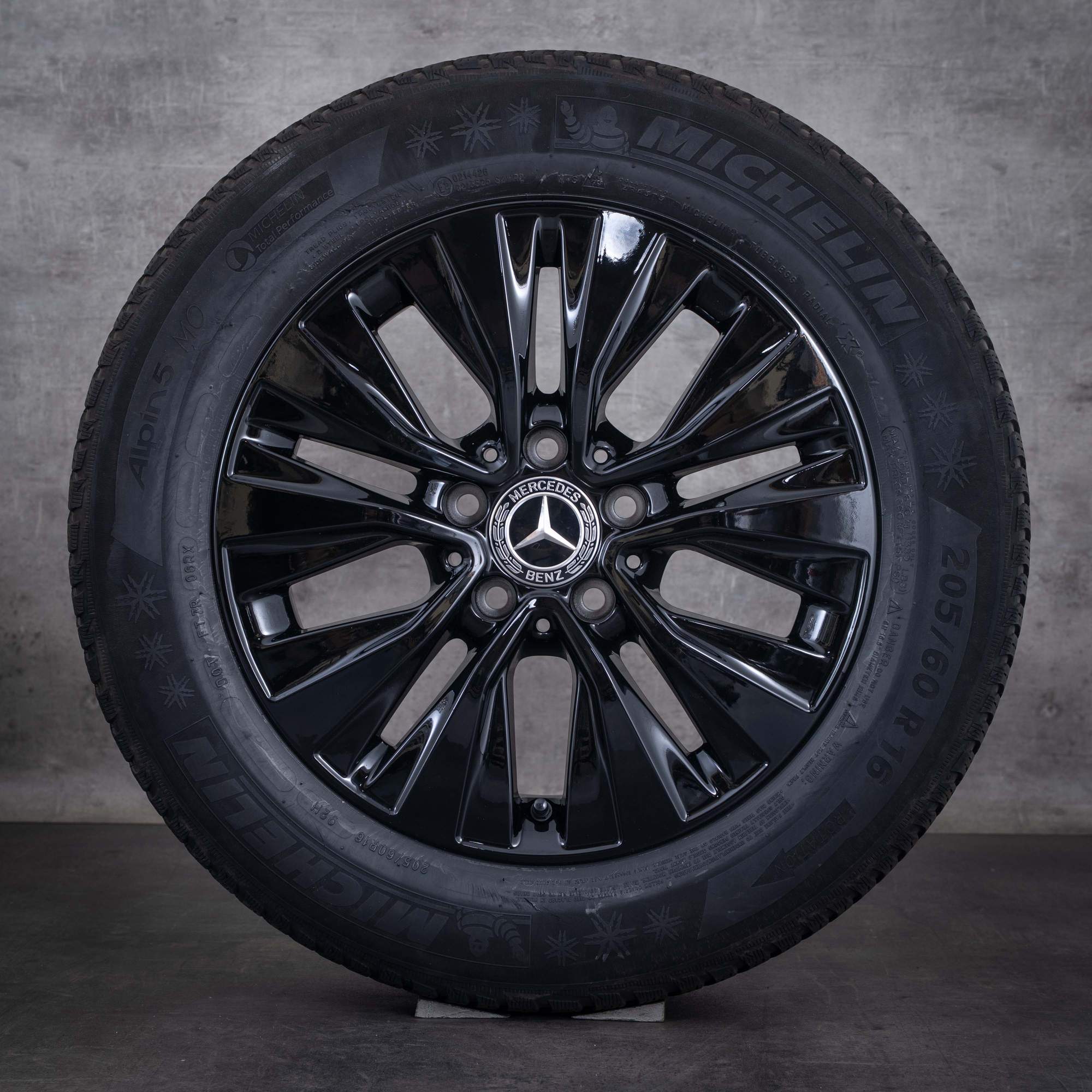 Jante originale Mercedes-Benz Clasa A Clasa B și CLA pentru anvelope de iarnă 16 inci W177 V177 W247 X118 C118 A1774010000 negru lucios