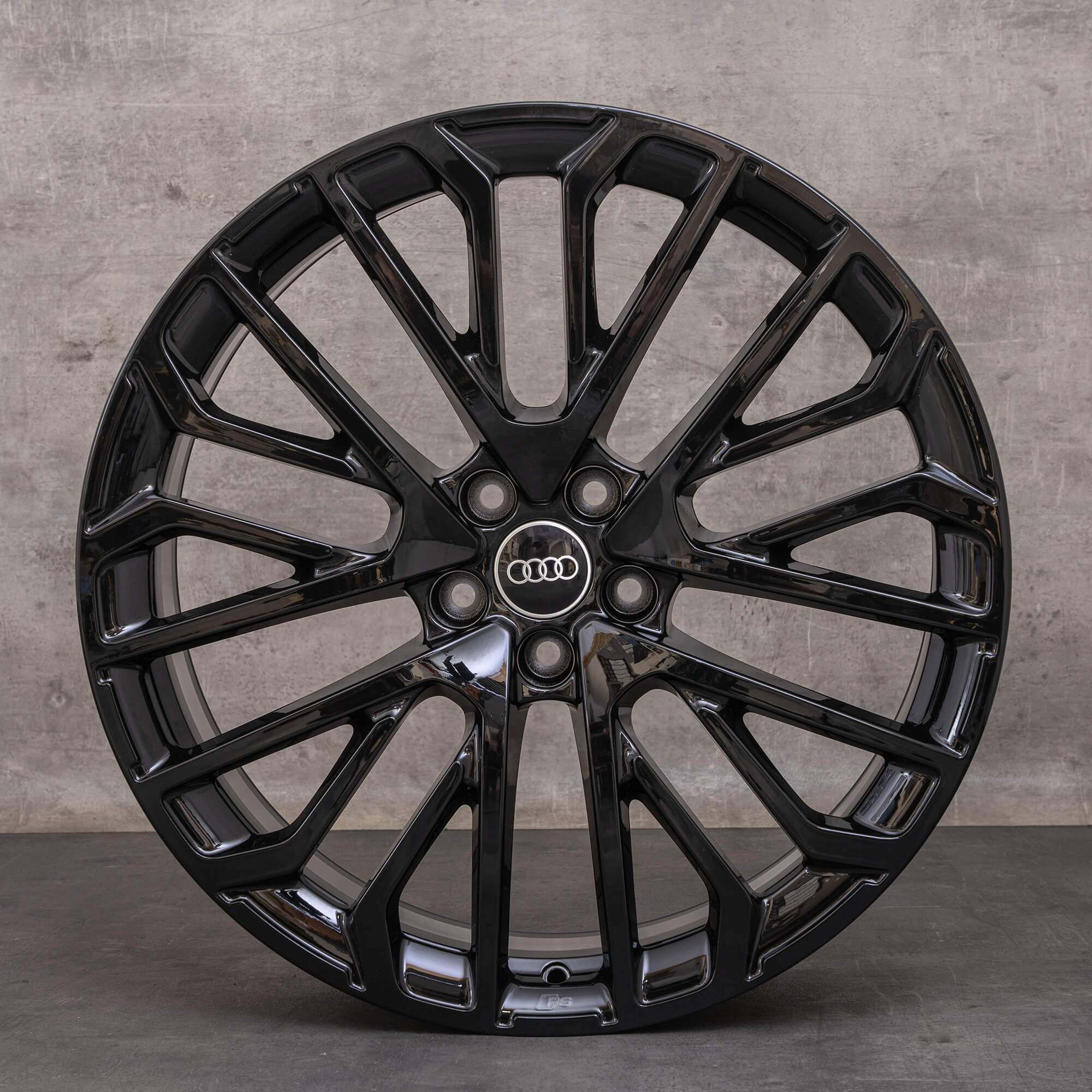 Oryginalne koła zimowe do Audi A6 S6 felgi 21 cali 4P C8 C9 4P0601025N czarne z wysokim połyskiem NOWE