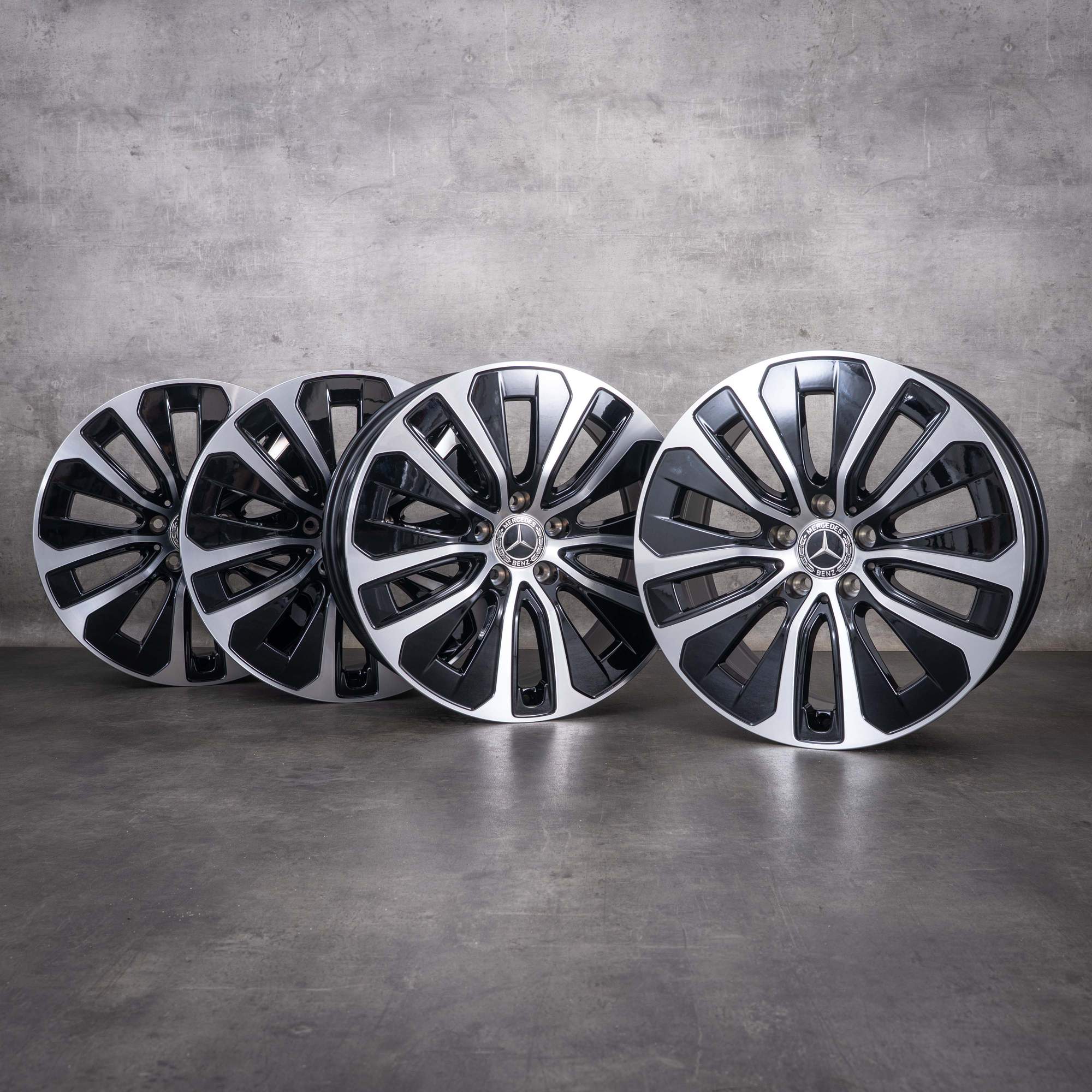 OEM Mercedes-Benz GLC X254 18inch rims A2544015100 Black diamond cut NEW