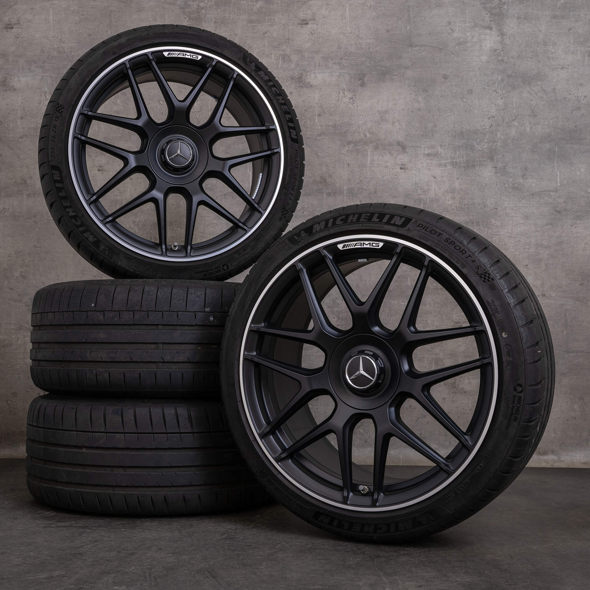 Original letní kola Mercedes Benz CLA 45 & S AMG 19 palců C118 X118 A1774012400 černé matné lesklé soustružené