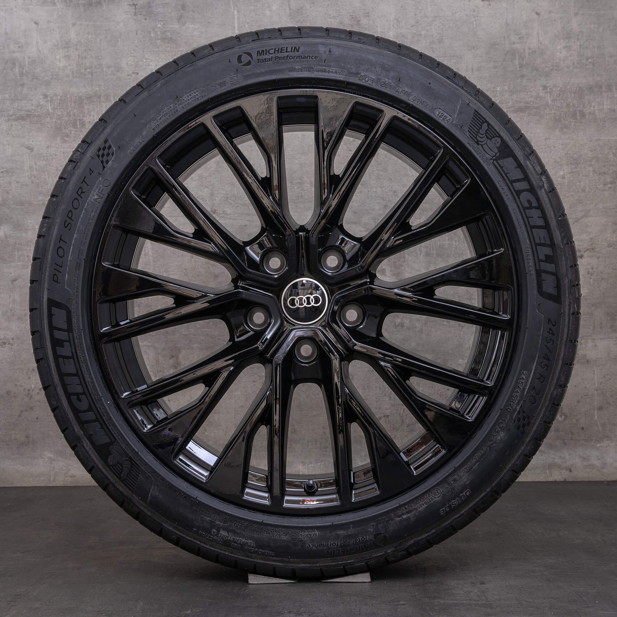 Oryginał Audi e-tron GT felgi 20 cali FW koła letnie 4J3601025CE 4J3601025CF czarne wysoki połysk NOWOŚĆ