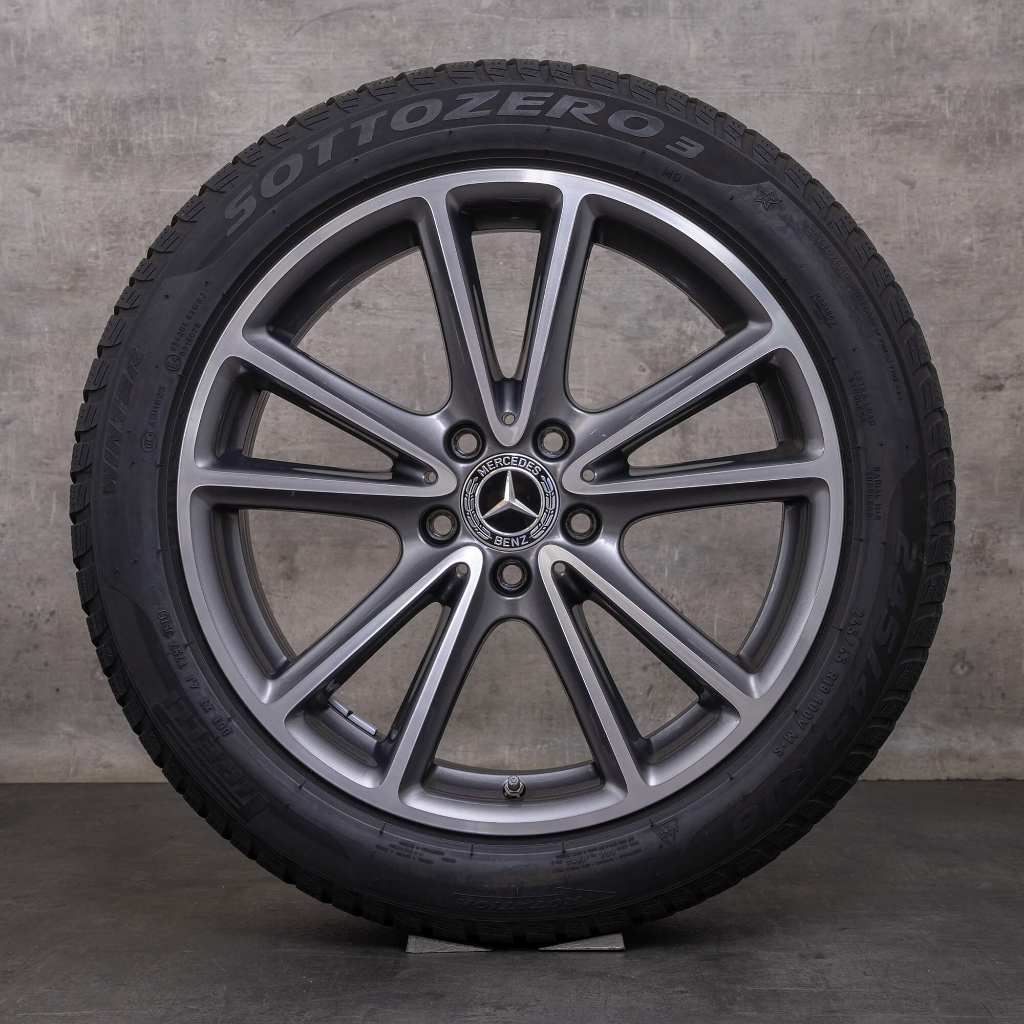 Original Mercedes Benz CLS vinterhjul 18 tum C257 fälgar A2574010800 himalaya grå glansig vänd