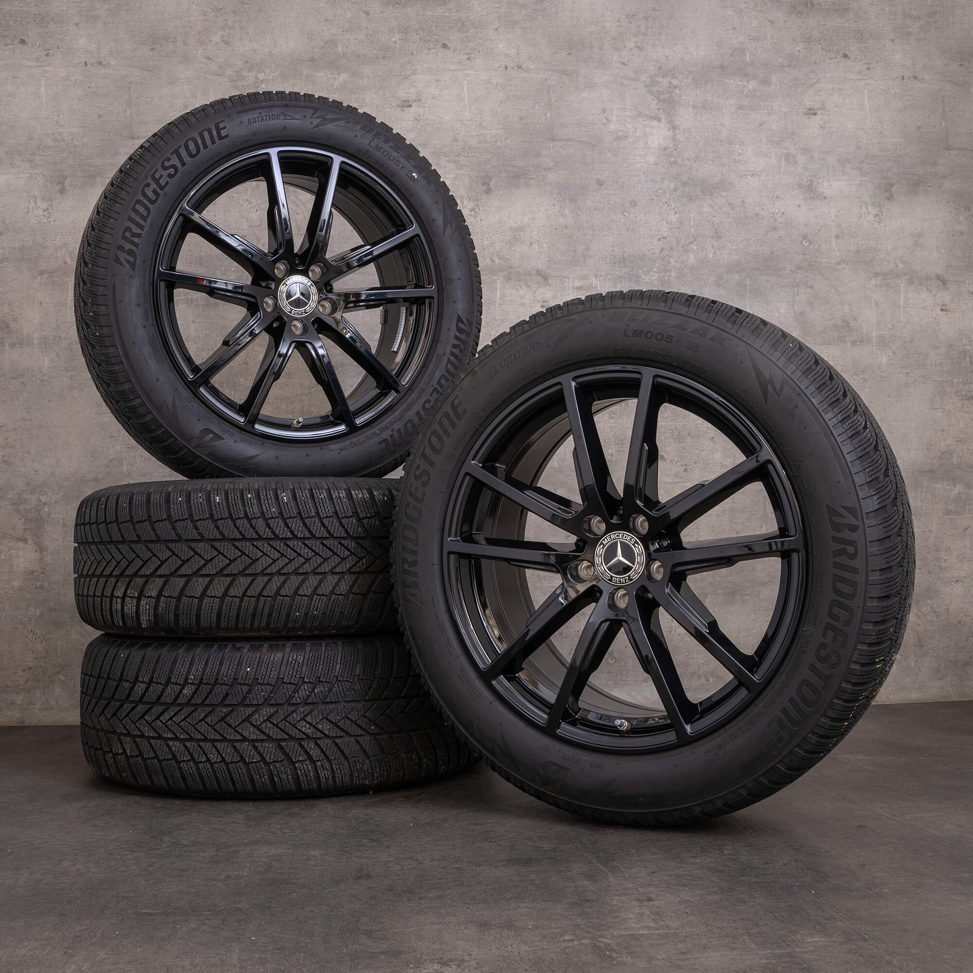 Alkuperäiset Mercedes-Benz EQE -talvirenkaat 19 tuumaa SUV X294 vanteet A2944010400 kiiltävä musta