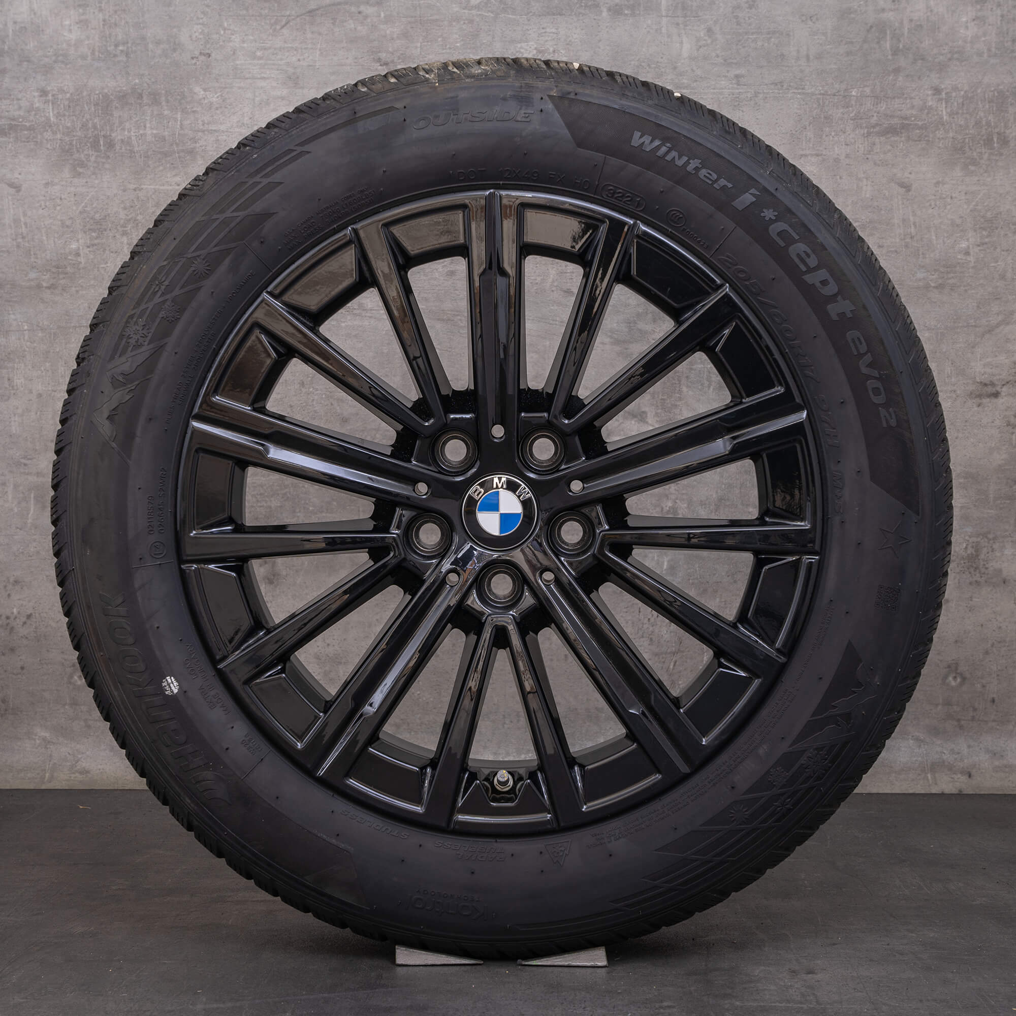 Original BMW X1 iX1 X2 Winterräder 17 Zoll U11 U10 Felgen Styling 833 5A094B2 jet black