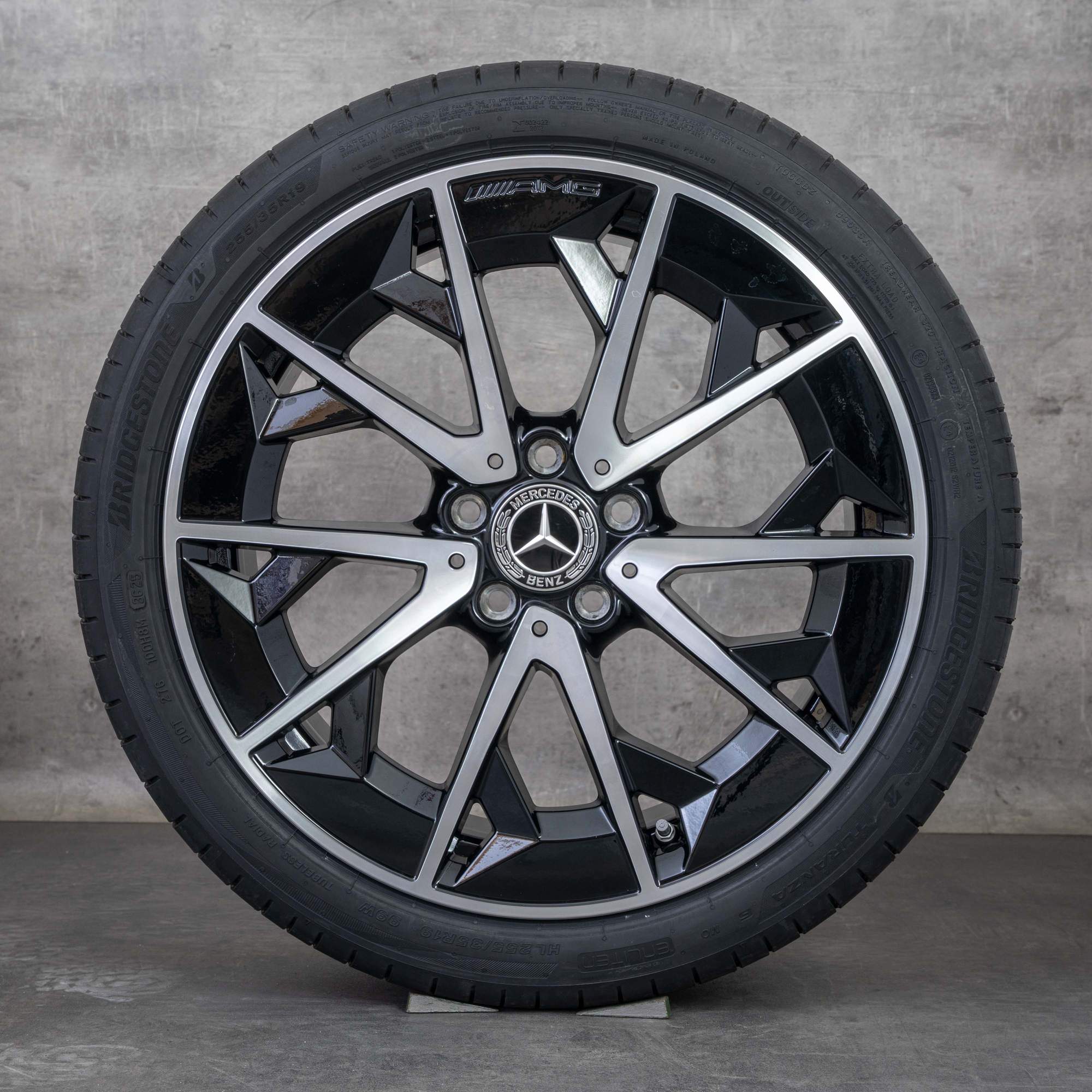 Original Mercedes Benz CLA EQ AMG Felgen 19 Zoll C174 Sommerräder A1744011400 A1744011500 schwarz glanzgedreht NEU