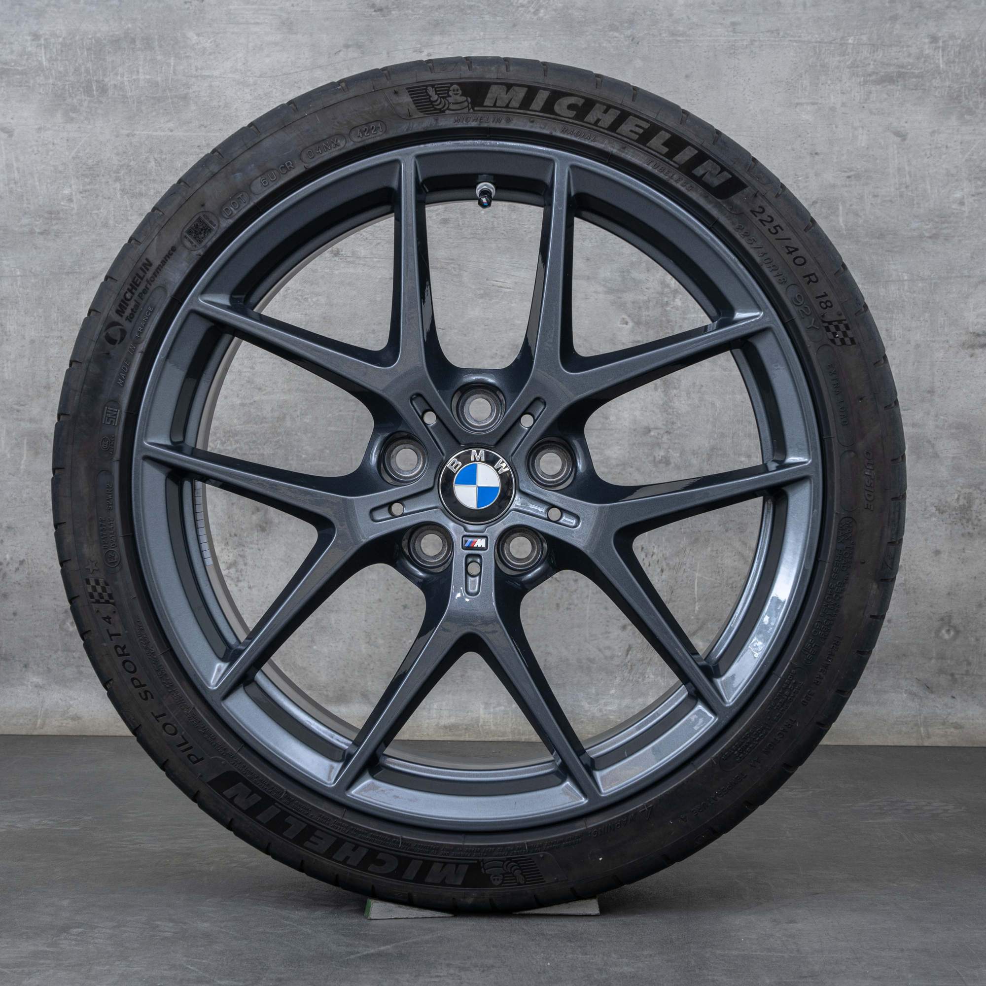 OEM BMW 1 Series 2 Rim 18 inch F40 F44 Gran Coupé summer wheels