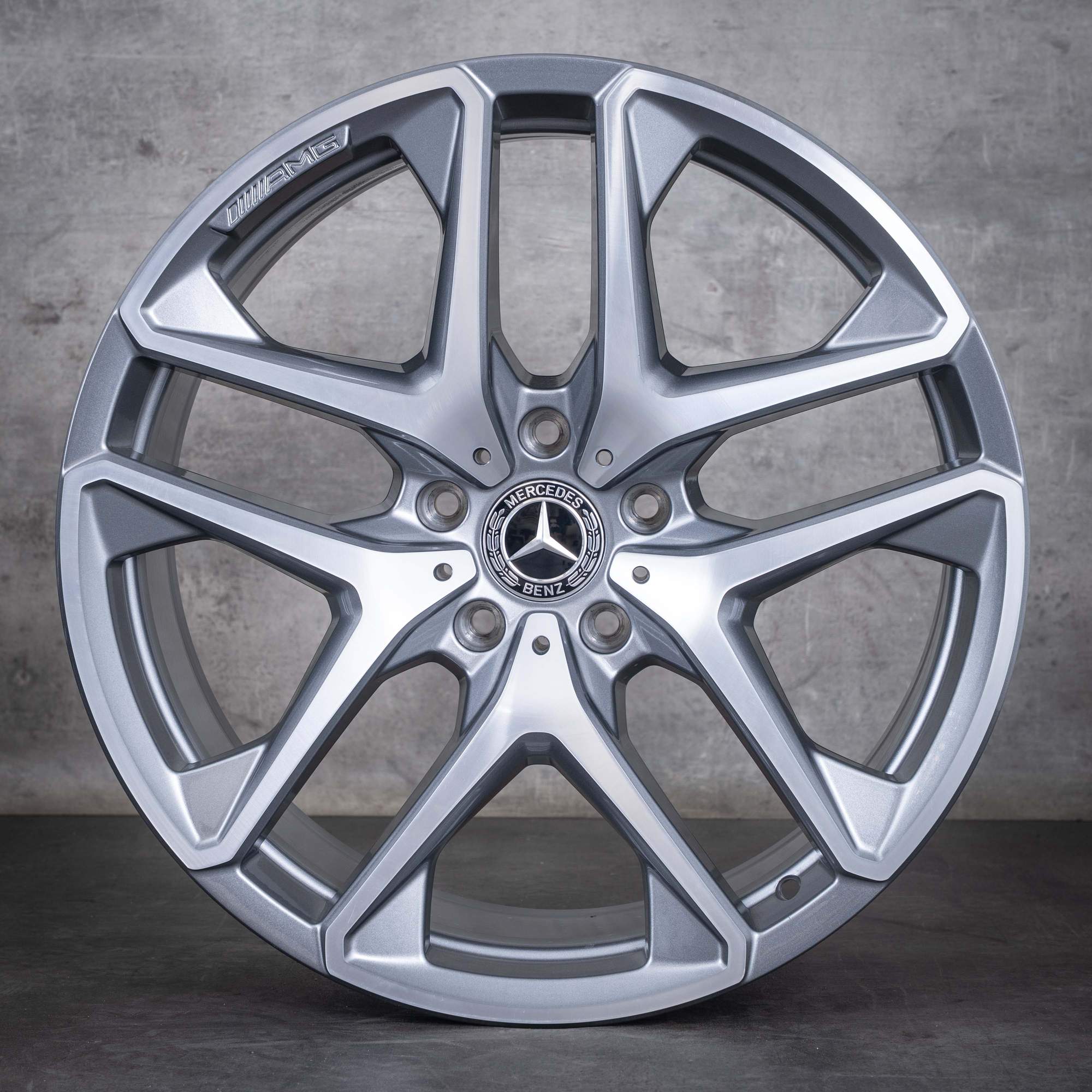 Alkuperäiset Mercedes Benz G-sarjan G63 AMG-vanteet 21 tuumaa W463A W465 A4634011900 himalajanharmaa kiillotettu