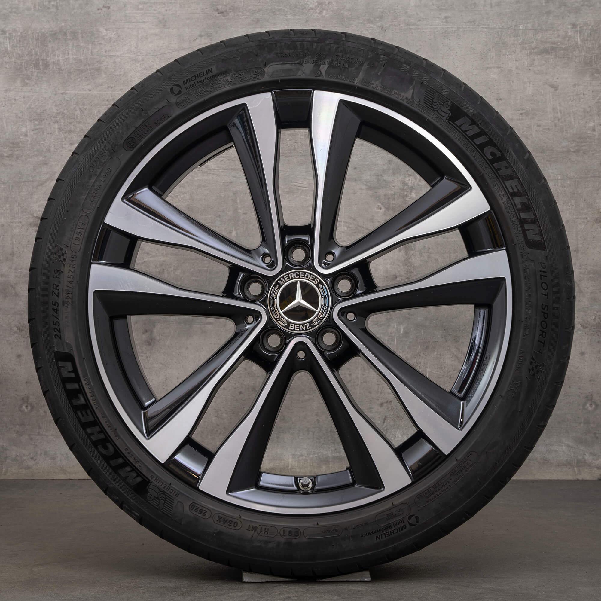 Mercedes Benz AB Class W177 W247 CLA X118 summer wheels 18 inch tires