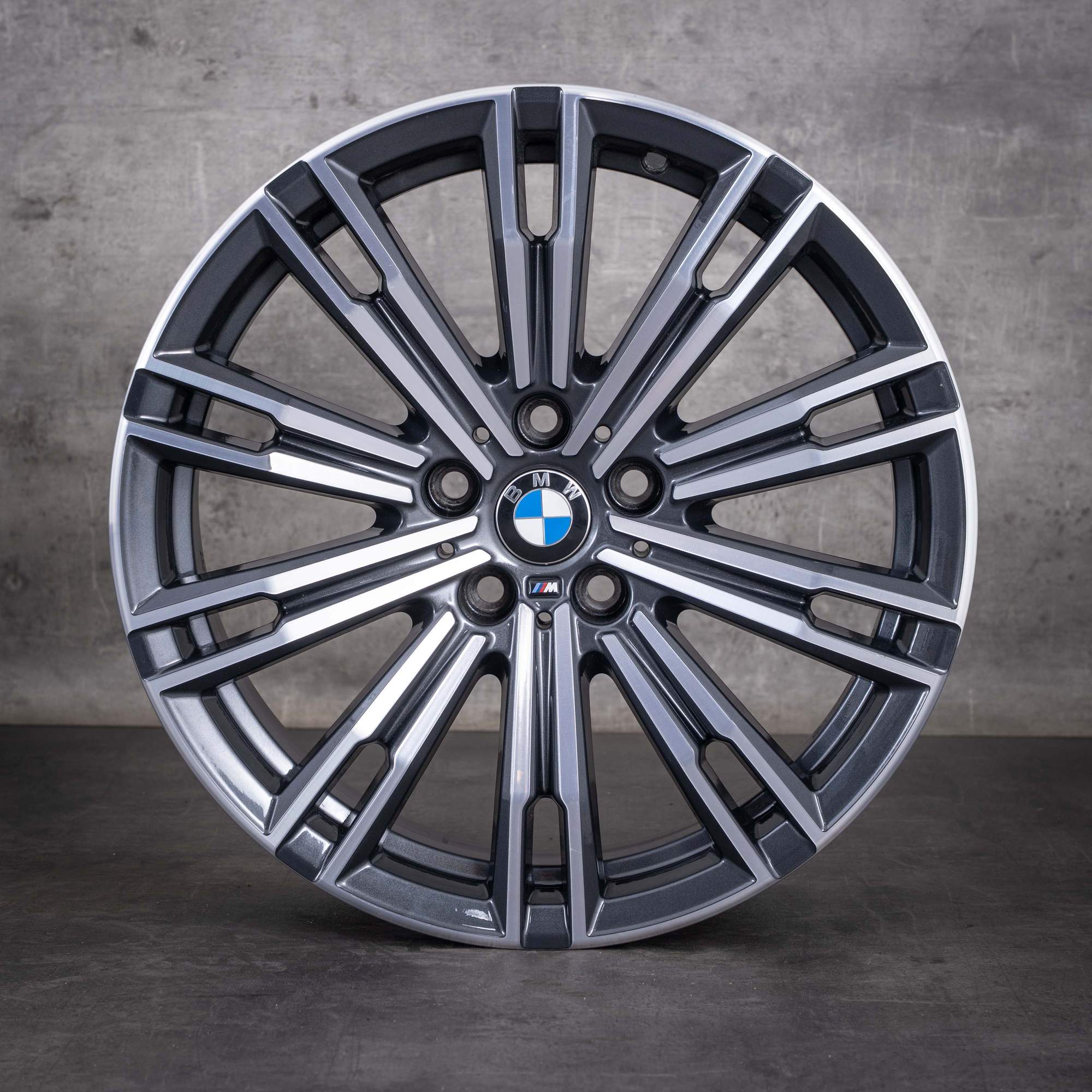 Original BMW 2er 3er 4er 18 Zoll G42 G20 G21 G22 G23 Felgen 790 M 8089890 8089891 midnight grey glanzgedreht