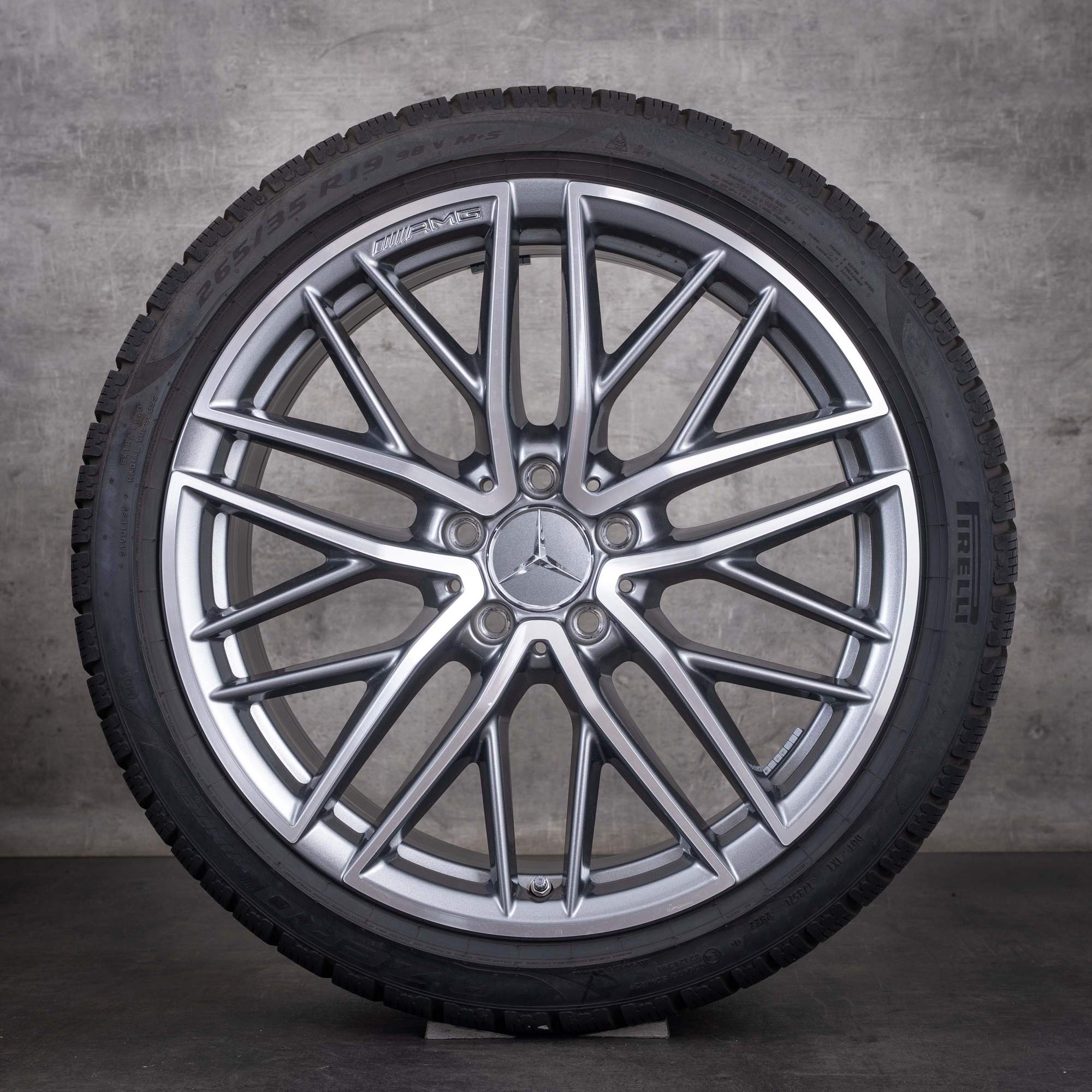 Original Mercedes Benz C-Klasse C43 AMG Winterräder 19 Zoll W206 S206 Felgen A2064012300 A2064012400 himalaya grey front glanzgedreht