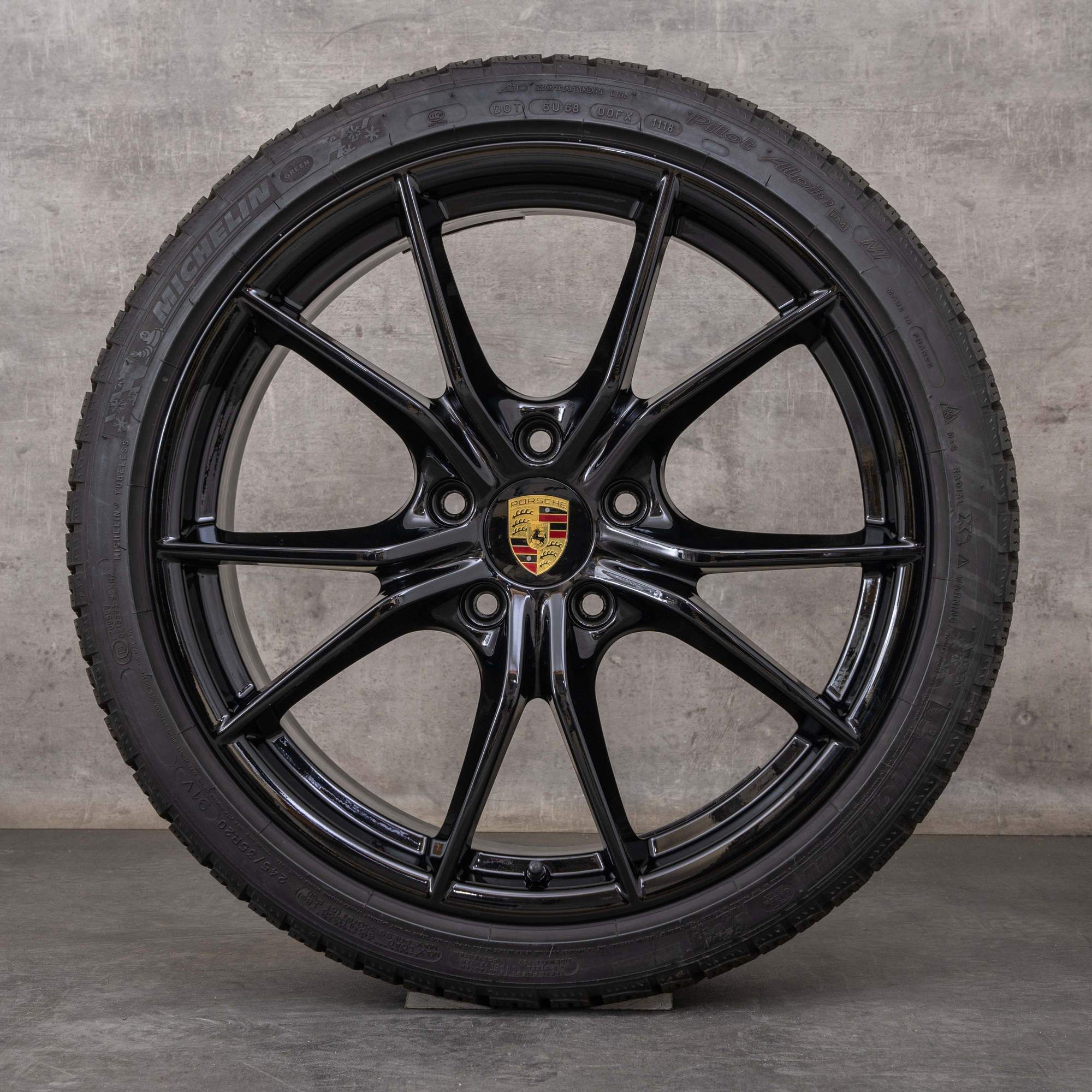 Alkuperäiset Porsche 911 talvirenkaat 20 tuuman 991 II vanteet 99136271000 99136276002 musta kiiltävästi