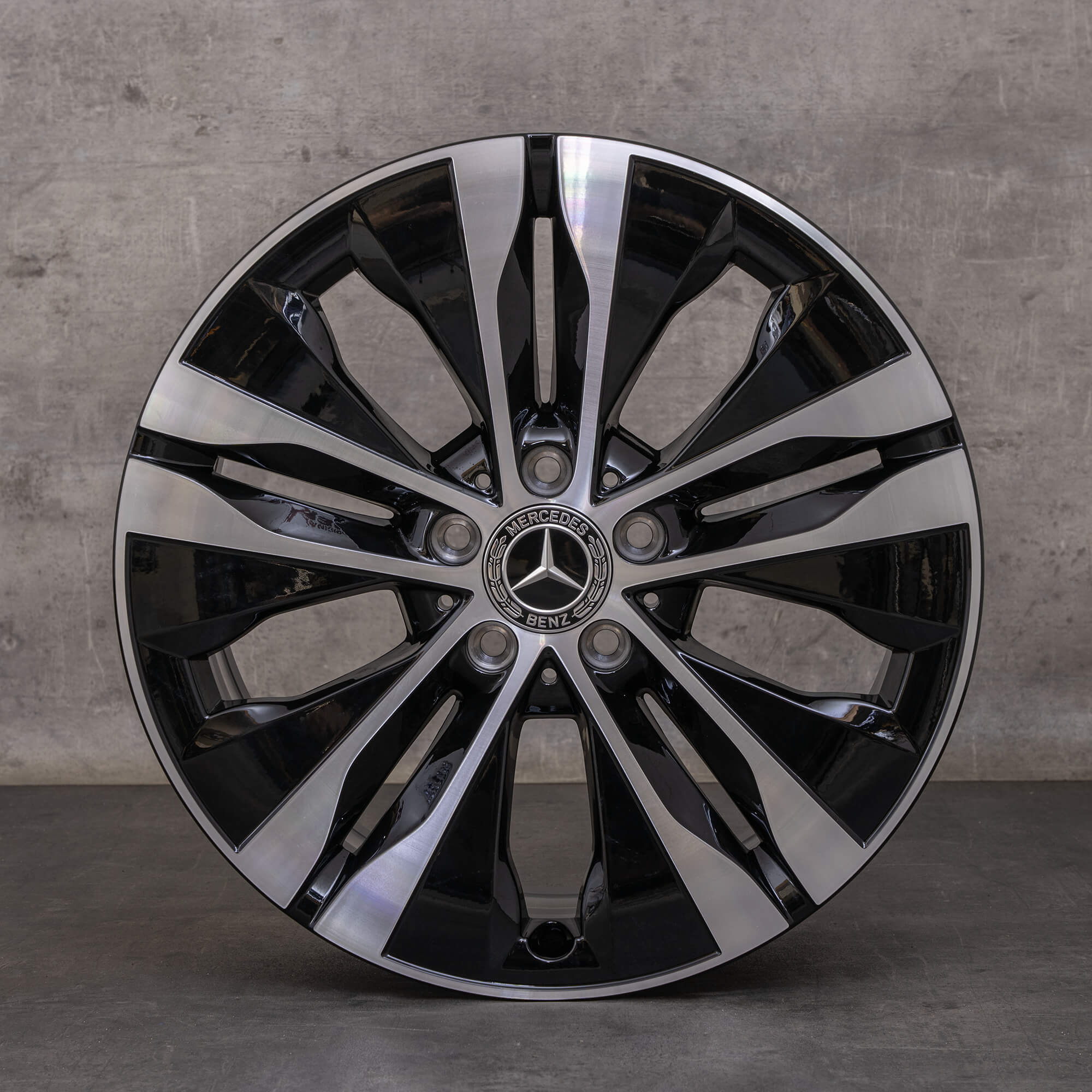 Oryginalne felgi Mercedes Benz Klasa C Hybryda 18 cali W206 S206 C300e C300de C400e A2064017300 A2064011400 czarne polerowane toczone