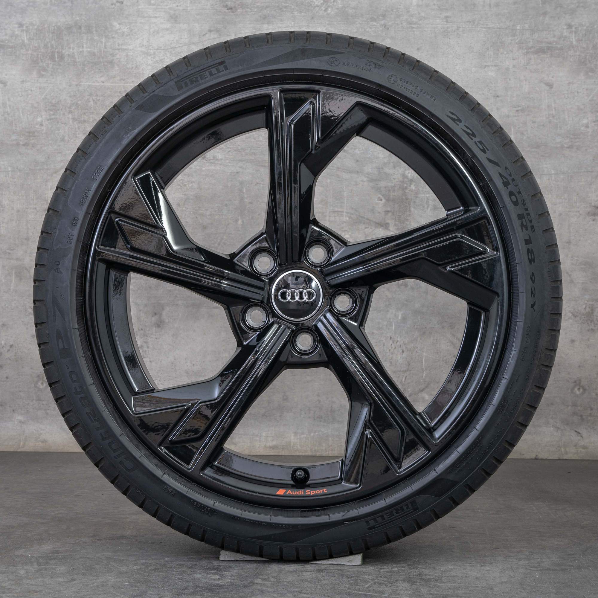 OEM Audi A3 S3 Rims 18 inch 8Y Summer wheels 8Y0601025P Flag black