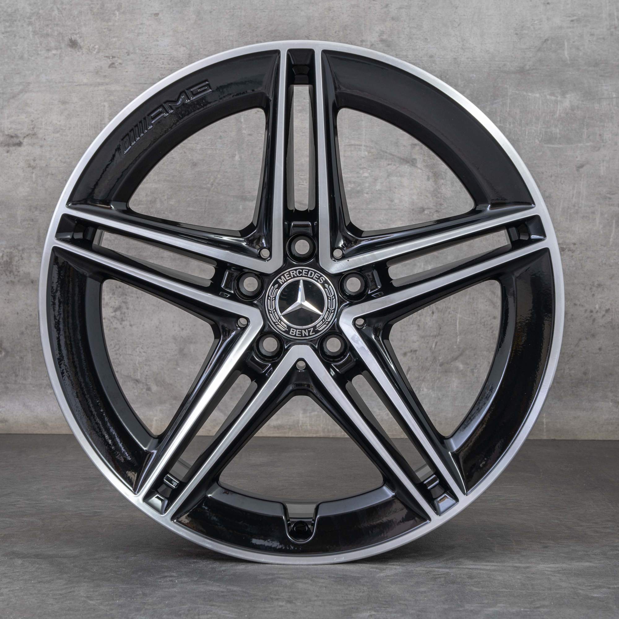 Alkuperäiset Mercedes Benz C-sarjan C63 & S AMG vanteet 19 tuuman W205 S205 A2054010501 A2054010601 musta kiillotettu UUTUUS
