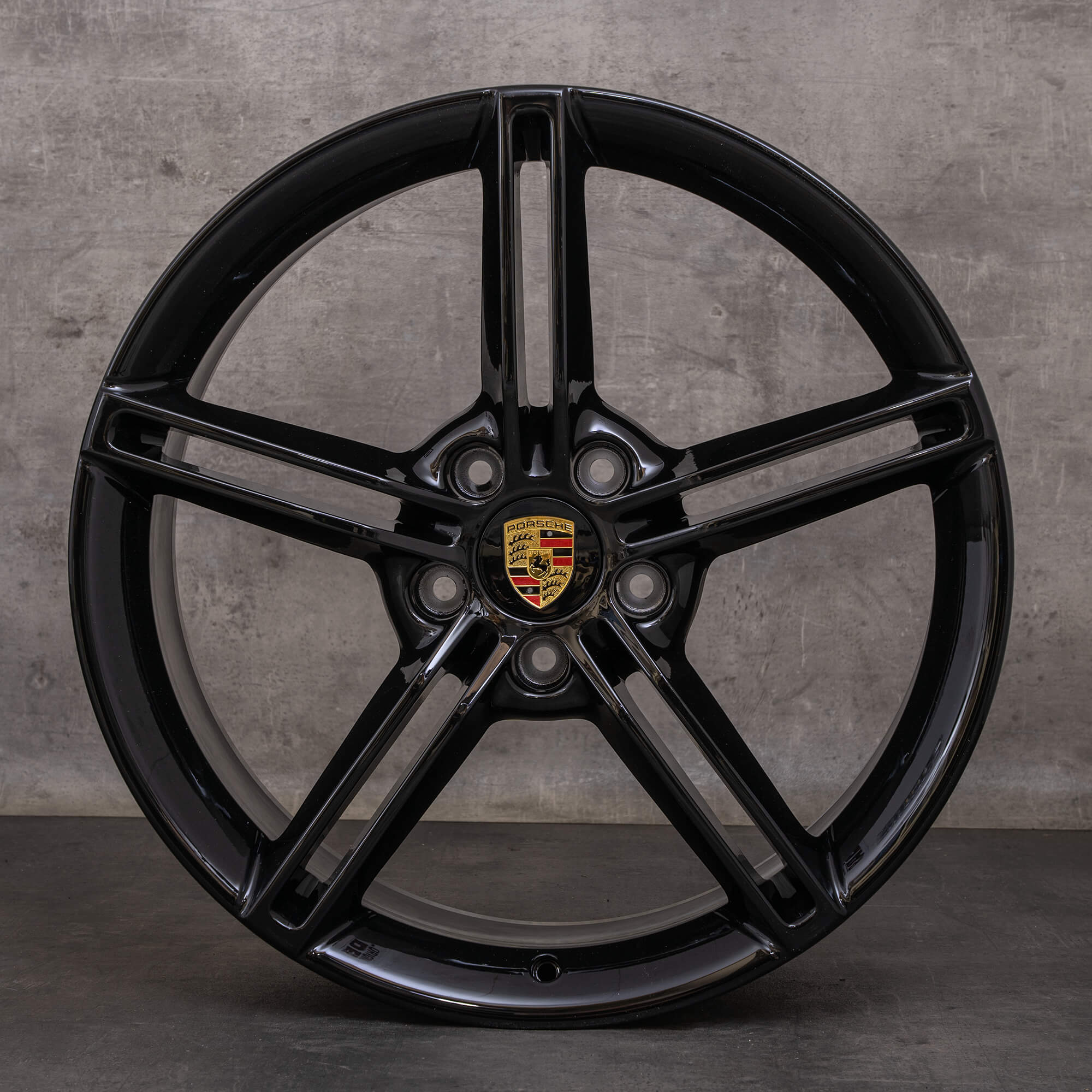 Oryginalne koła zimowe Porsche Taycan 21 cali 9J1 felgi 9J1601025AA 9J1601025AB czarny połysk NOWOŚĆ