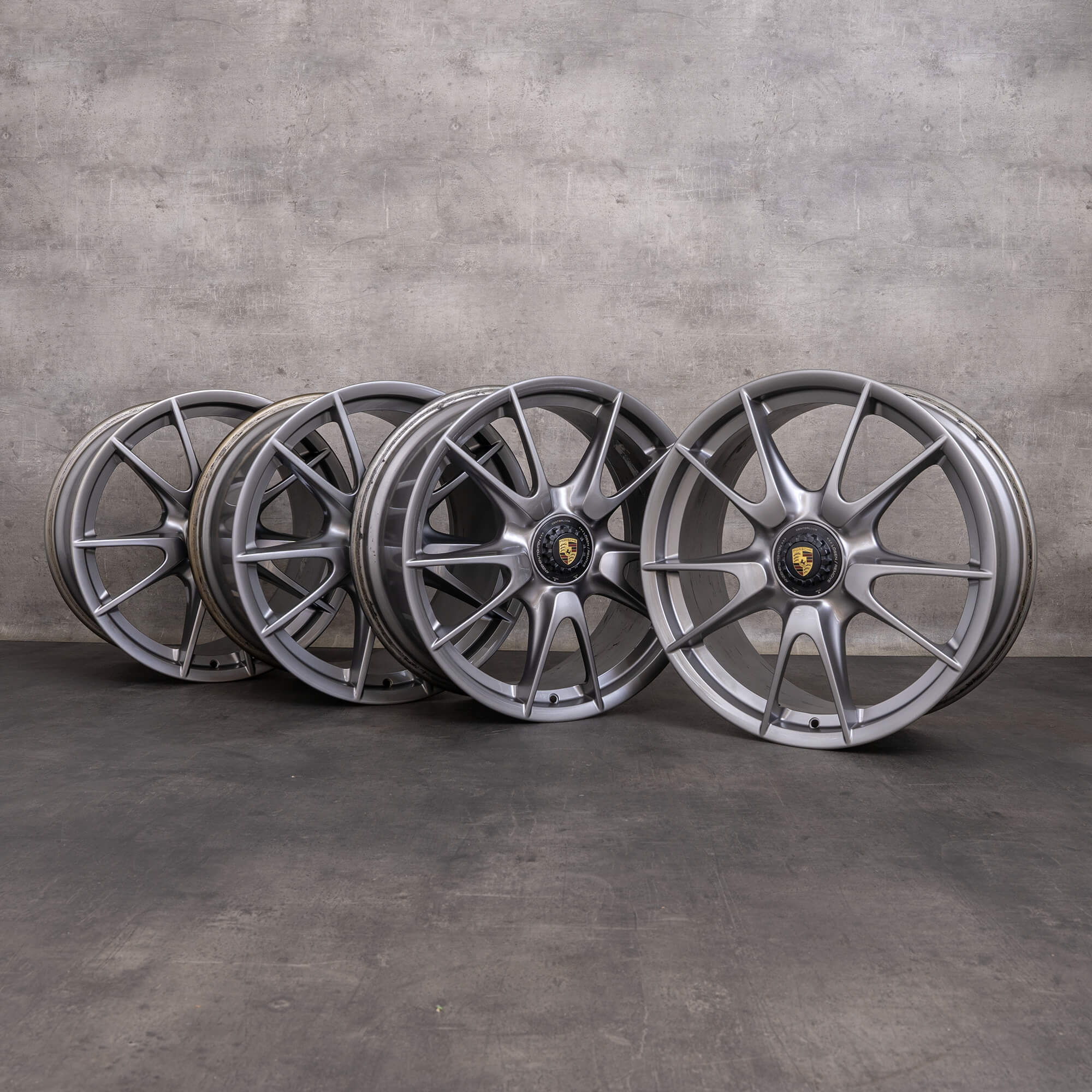 OEM Porsche 997 19 inch GT3 rims 99736215795 99736216590 aluminum